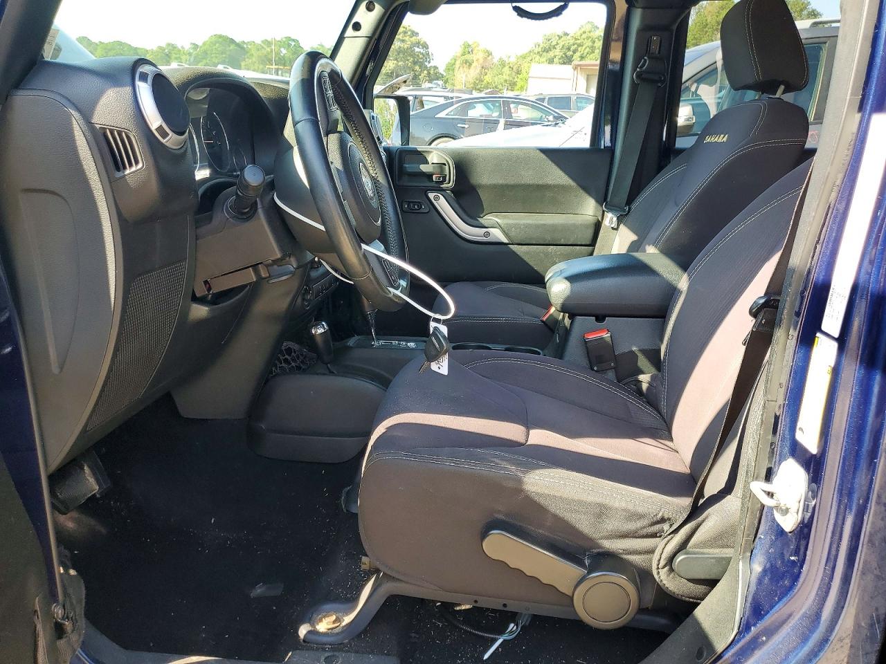 2013 Jeep Wrangler Unlimited Sahara Blue vin: 1C4BJWEG6DL534011
