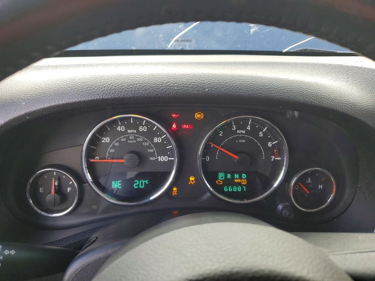 2013 Jeep Wrangler Unlimited Sahara Black vin: 1C4BJWEG6DL635601