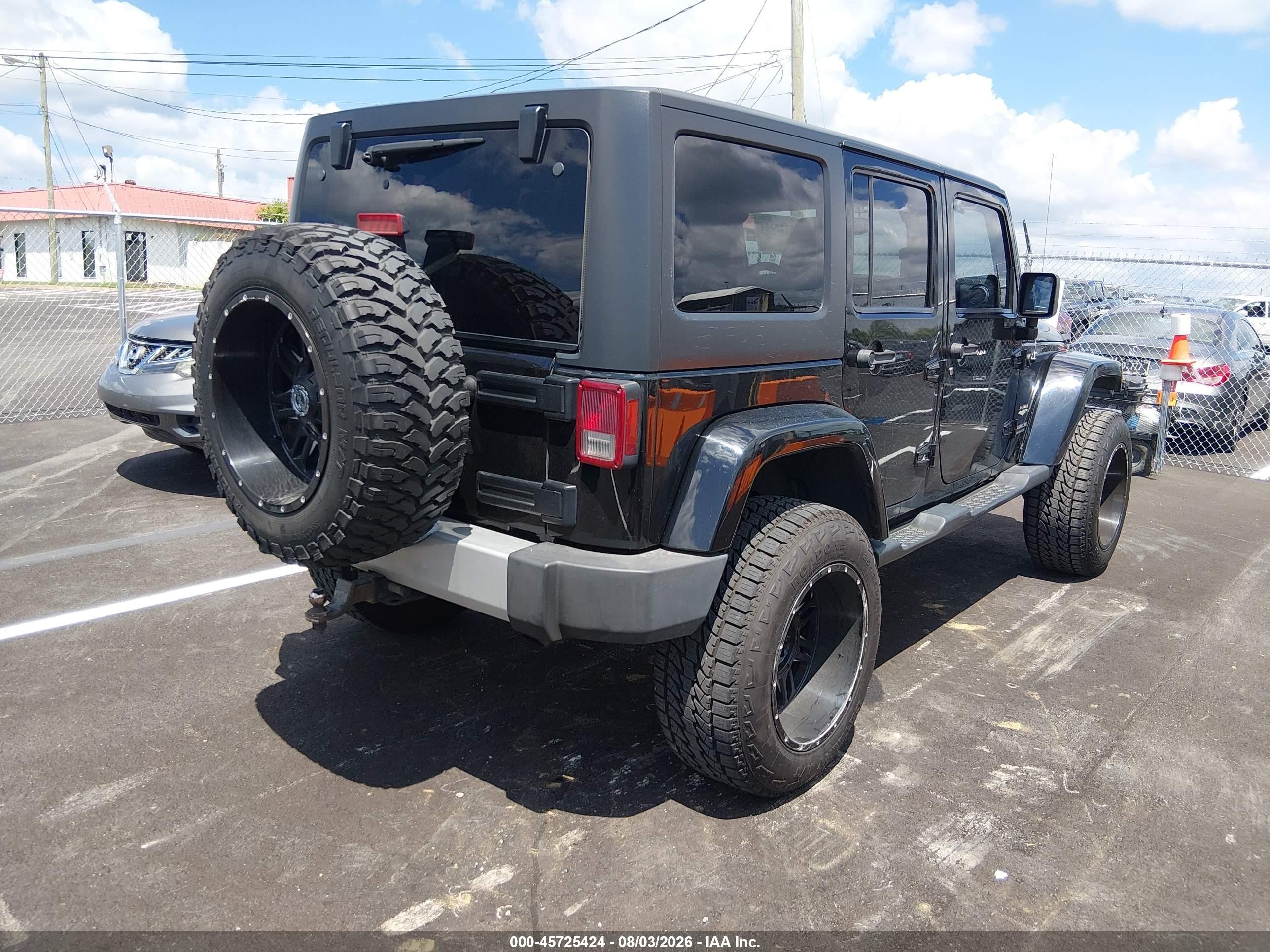 2013 Jeep Wrangler Unlimited Sahara Black vin: 1C4BJWEG6DL697077