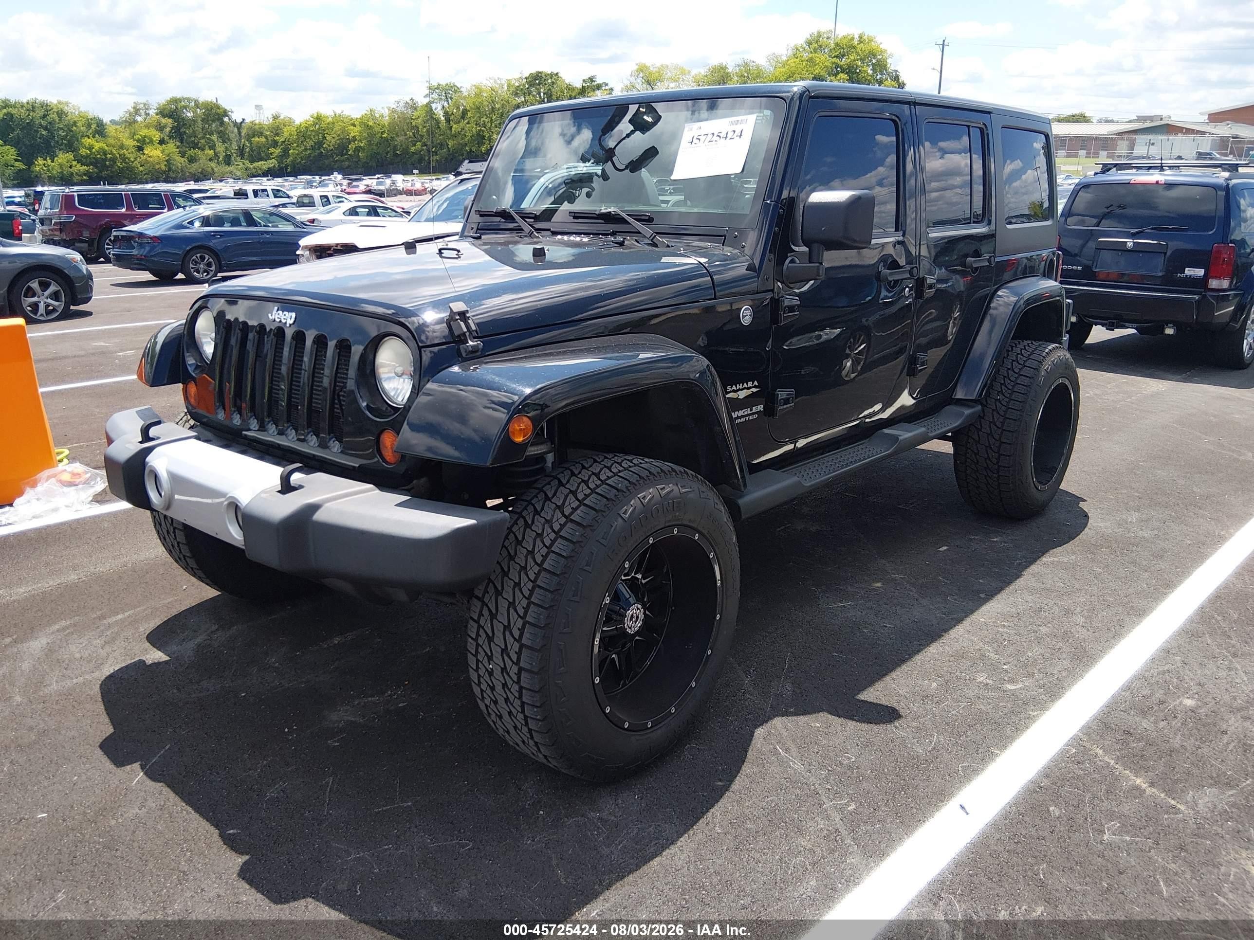 2013 Jeep Wrangler Unlimited Sahara Black vin: 1C4BJWEG6DL697077