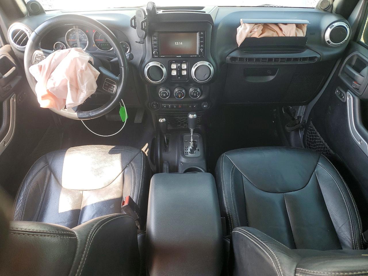 2014 Jeep Wrangler Unlimited Sahara Silver vin: 1C4BJWEG6EL150487