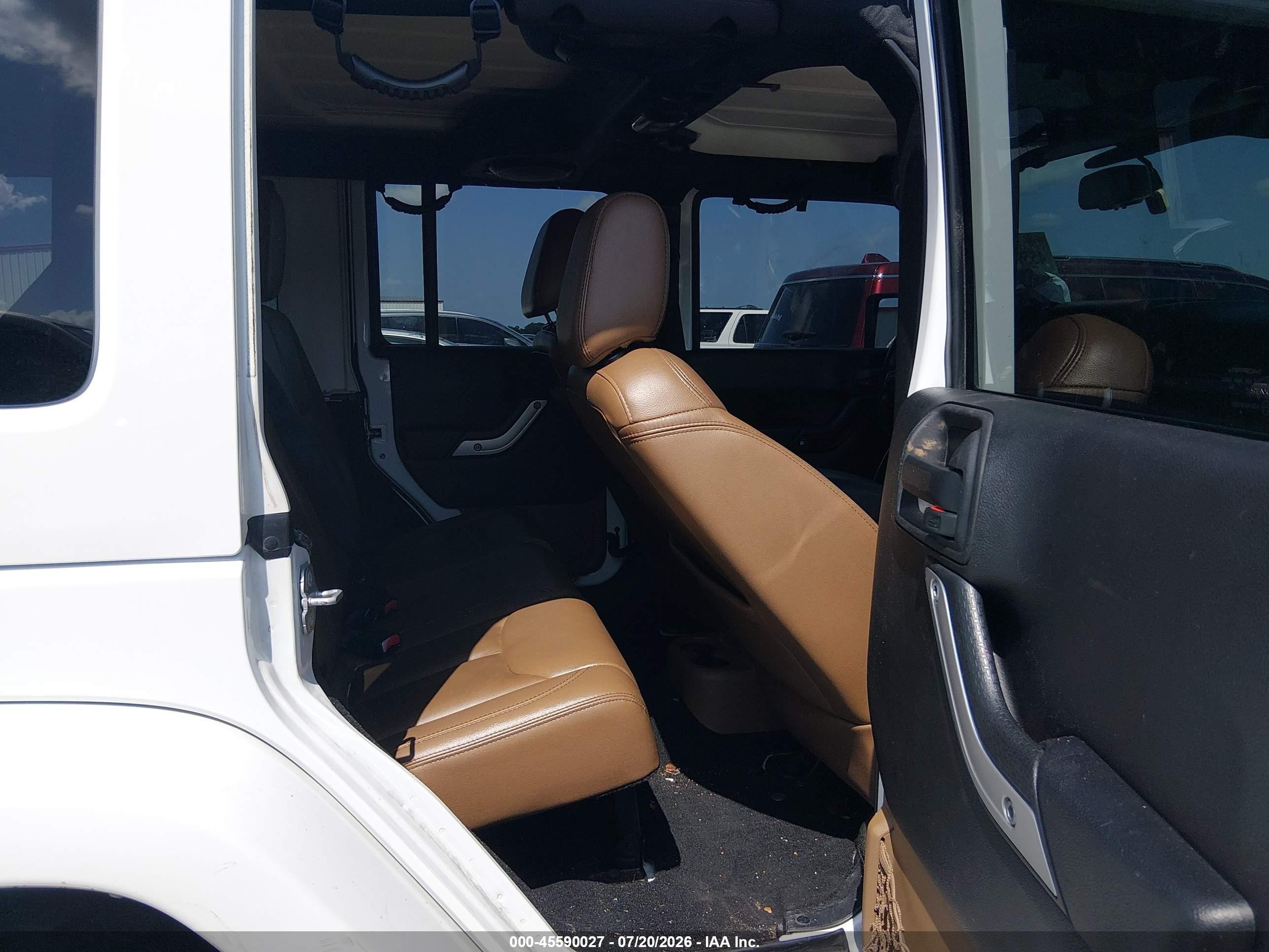 2014 Jeep Wrangler Unlimited Sahara Белый vin: 1C4BJWEG6EL272265