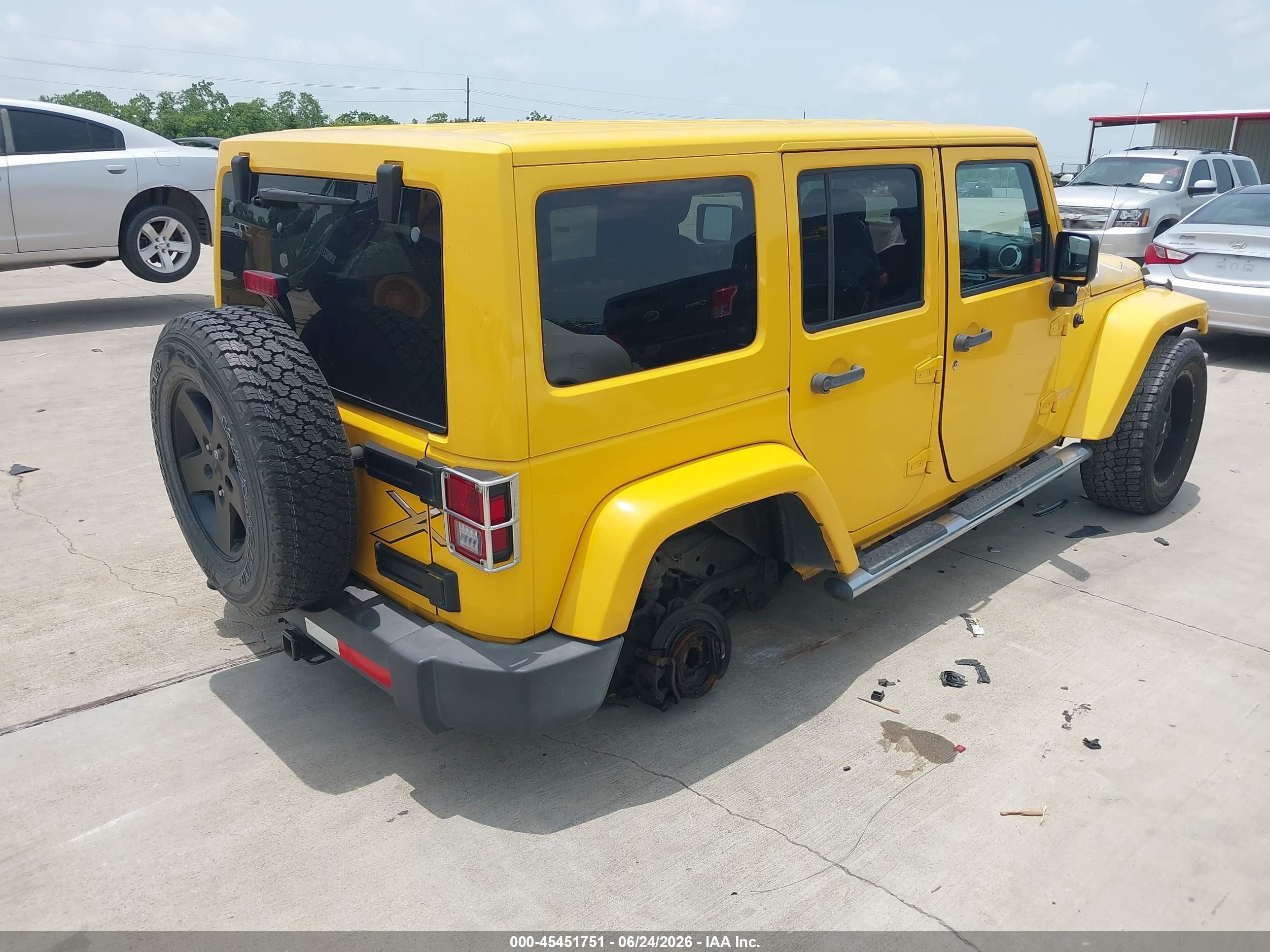 2015 Jeep Wrangler Unlimited Wrangler X Yellow vin: 1C4BJWEG6FL627985