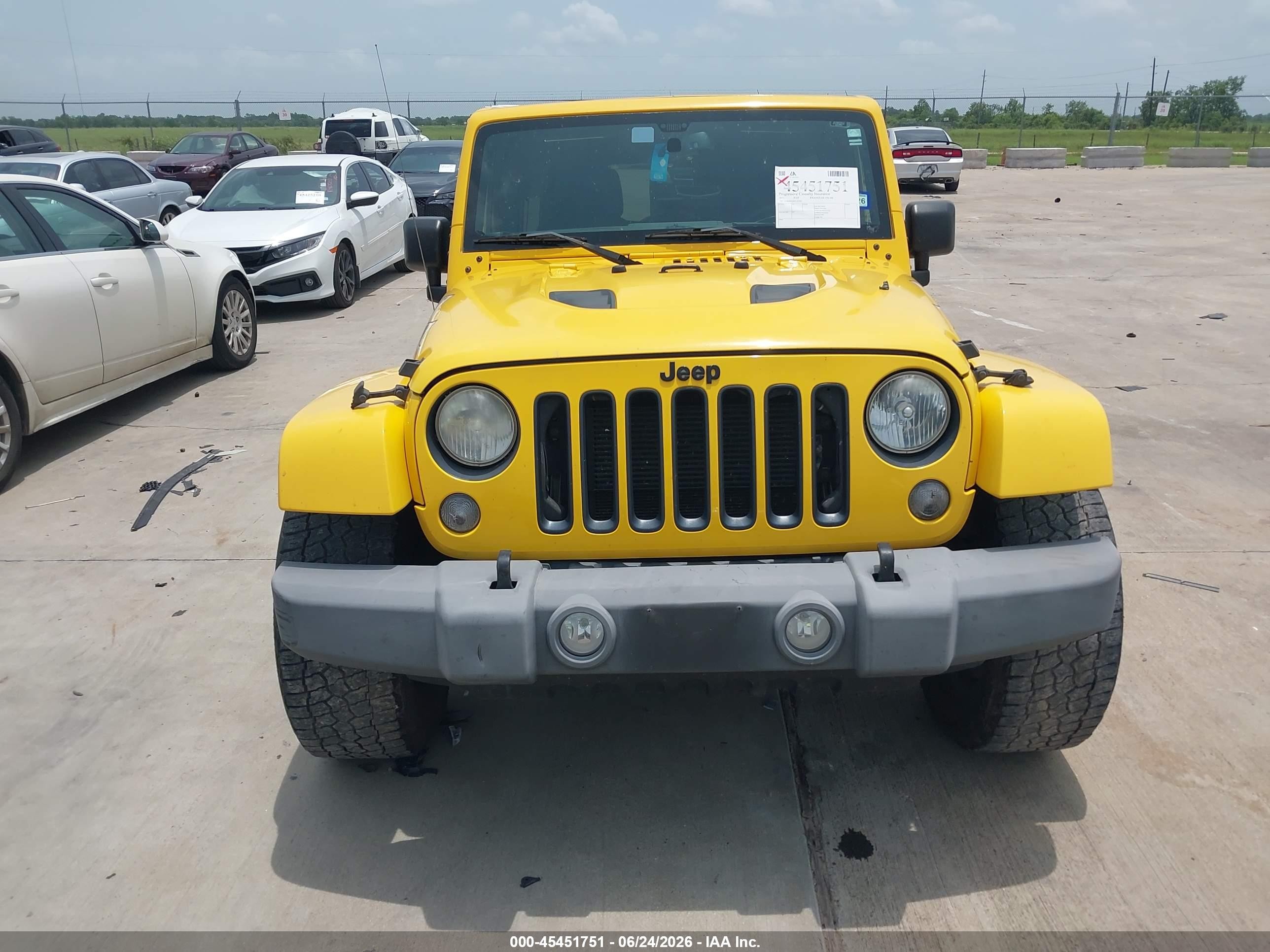 2015 Jeep Wrangler Unlimited Wrangler X Yellow vin: 1C4BJWEG6FL627985