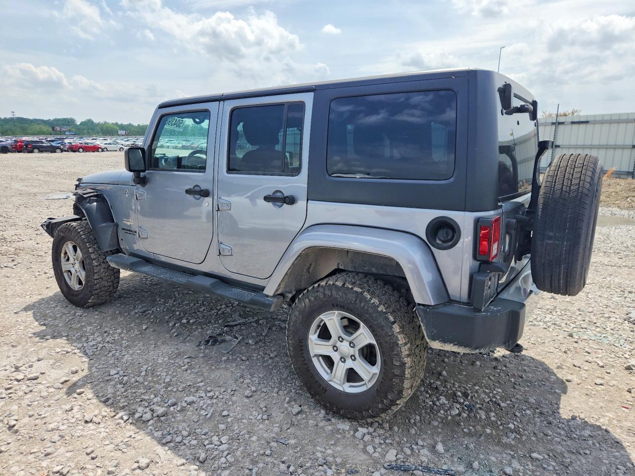 2015 Jeep Wrangler Unlimited Sahara Silver vin: 1C4BJWEG6FL629347