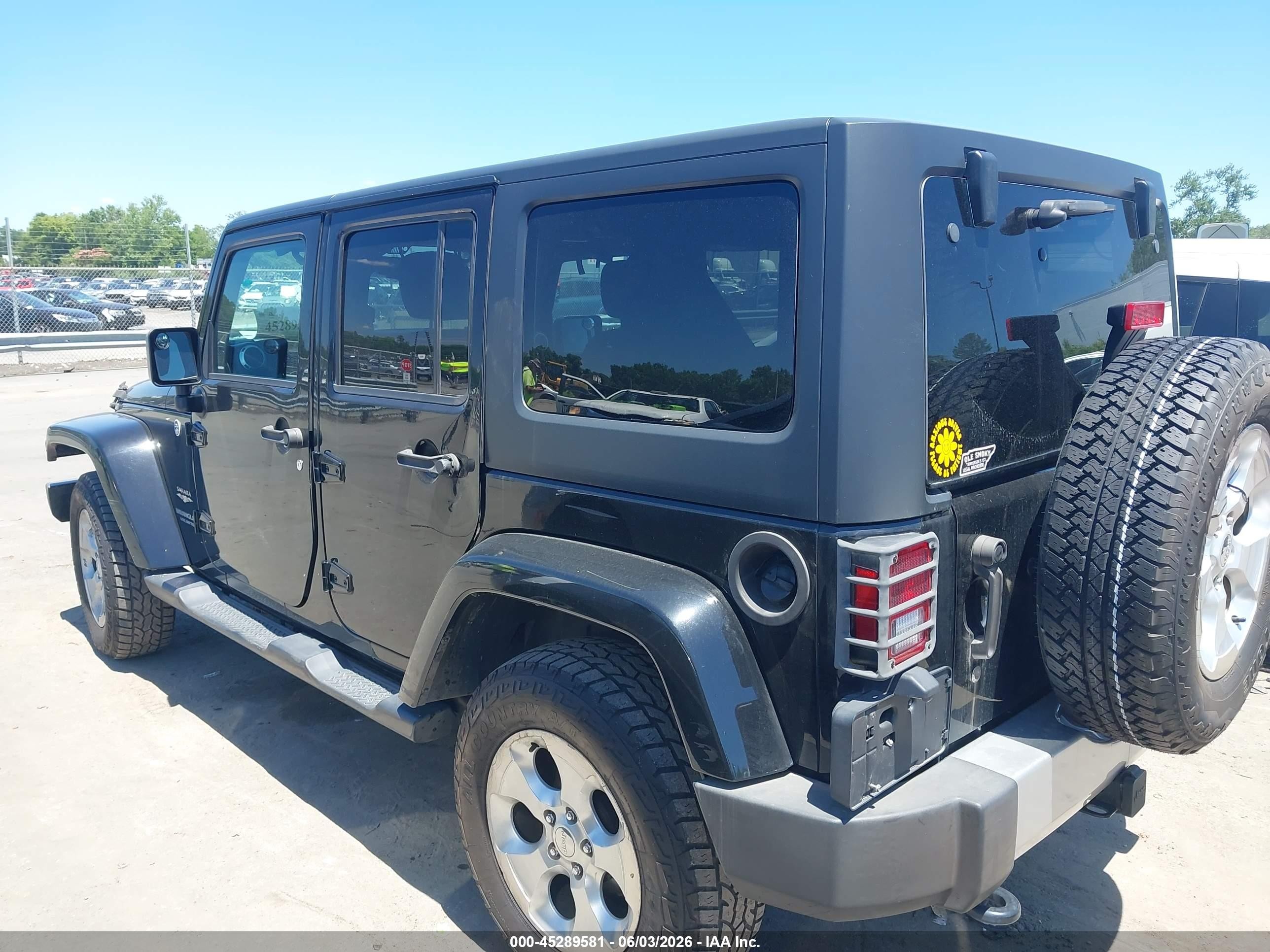 2015 Jeep Wrangler Unlimited Sahara Black vin: 1C4BJWEG6FL739640