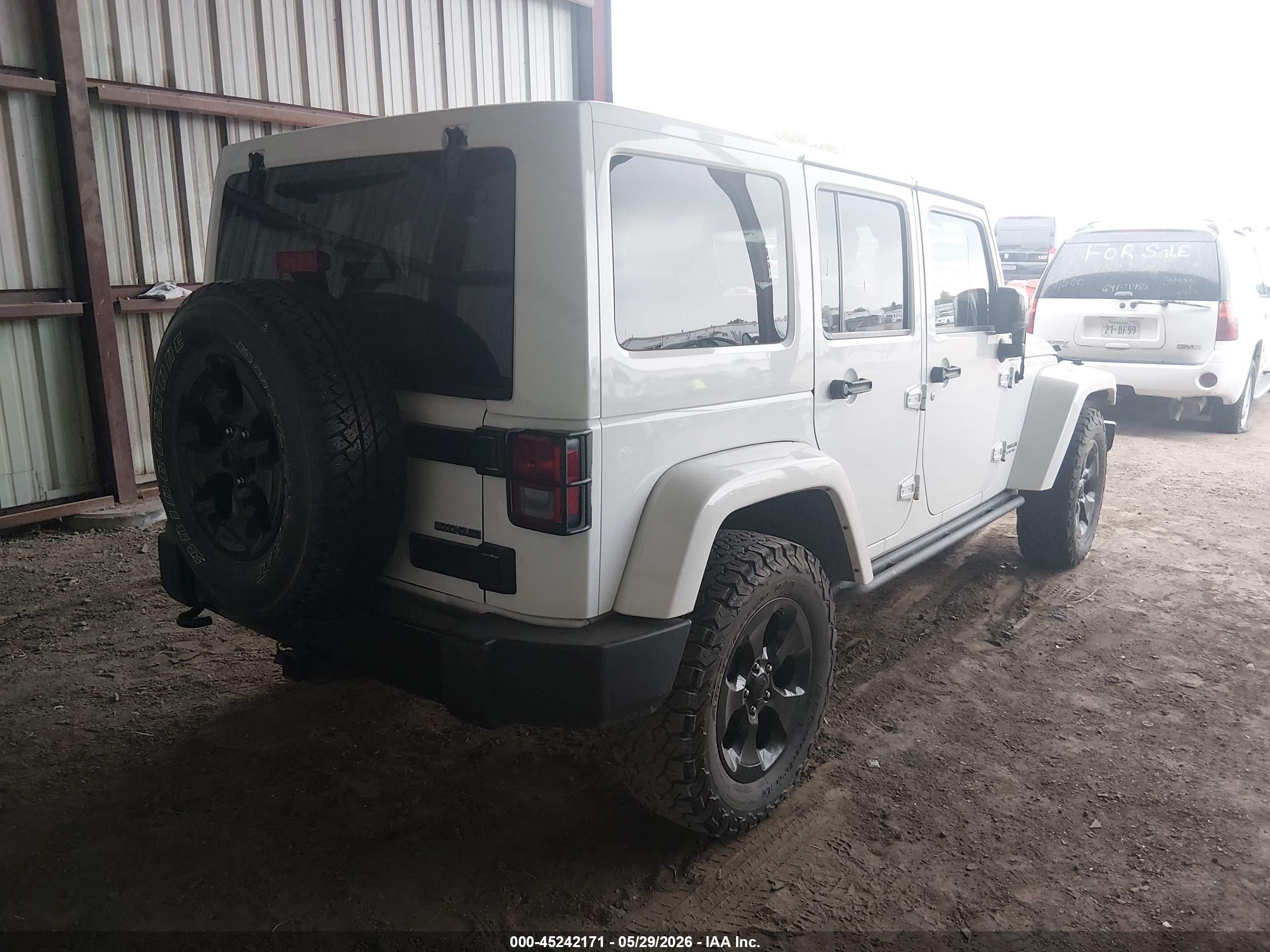 2015 Jeep Wrangler Unlimited Altitude White vin: 1C4BJWEG6FL742585