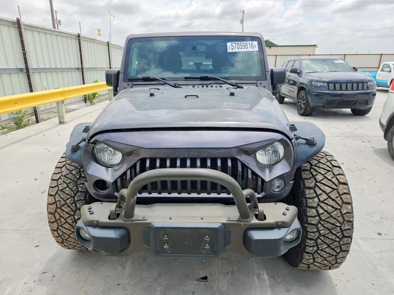 2016 Jeep Wrangler Unlimited Sahara Gray vin: 1C4BJWEG6GL230472