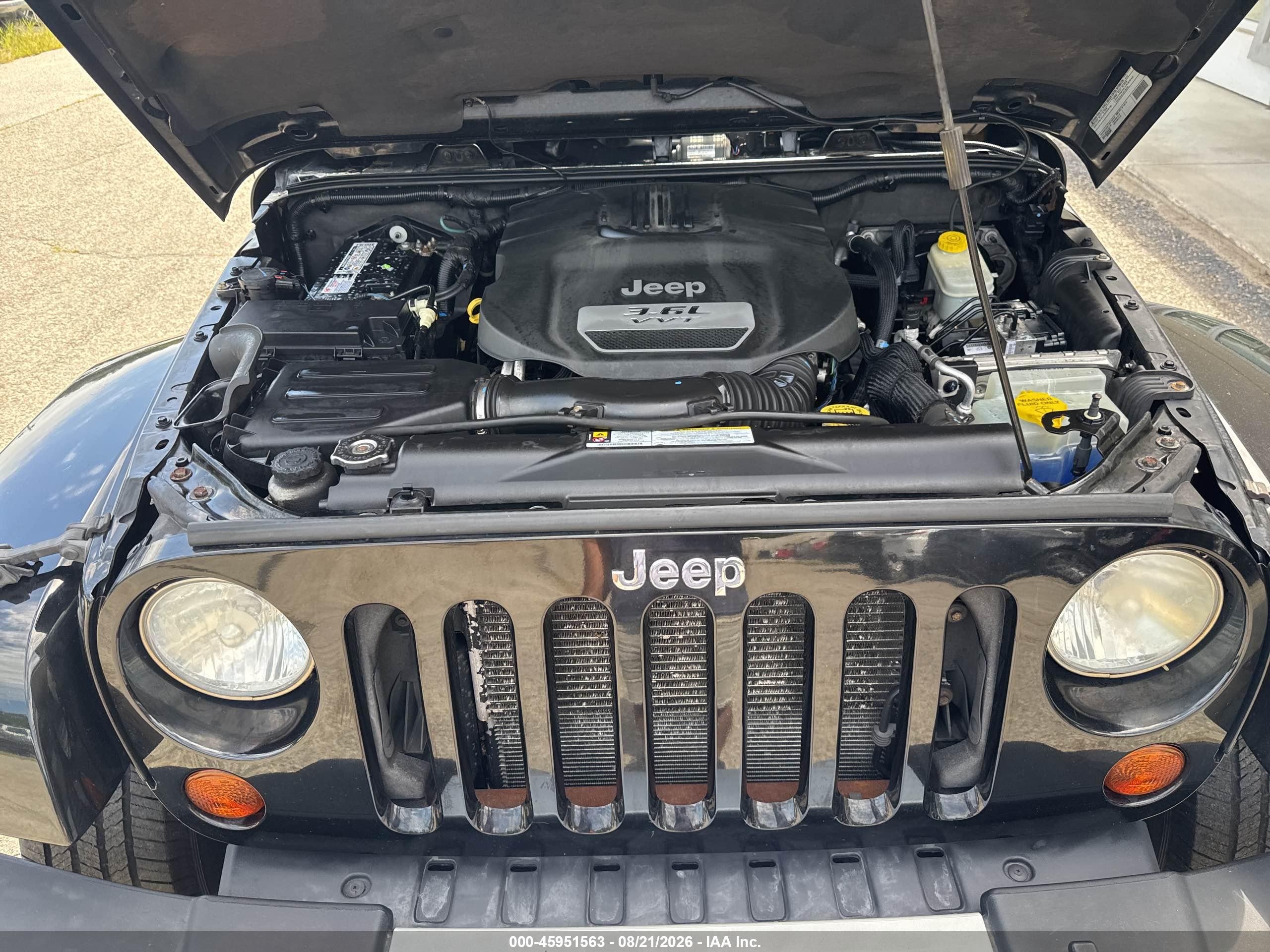 2012 Jeep Wrangler Unlimited Sahara Black vin: 1C4BJWEG7CL100646