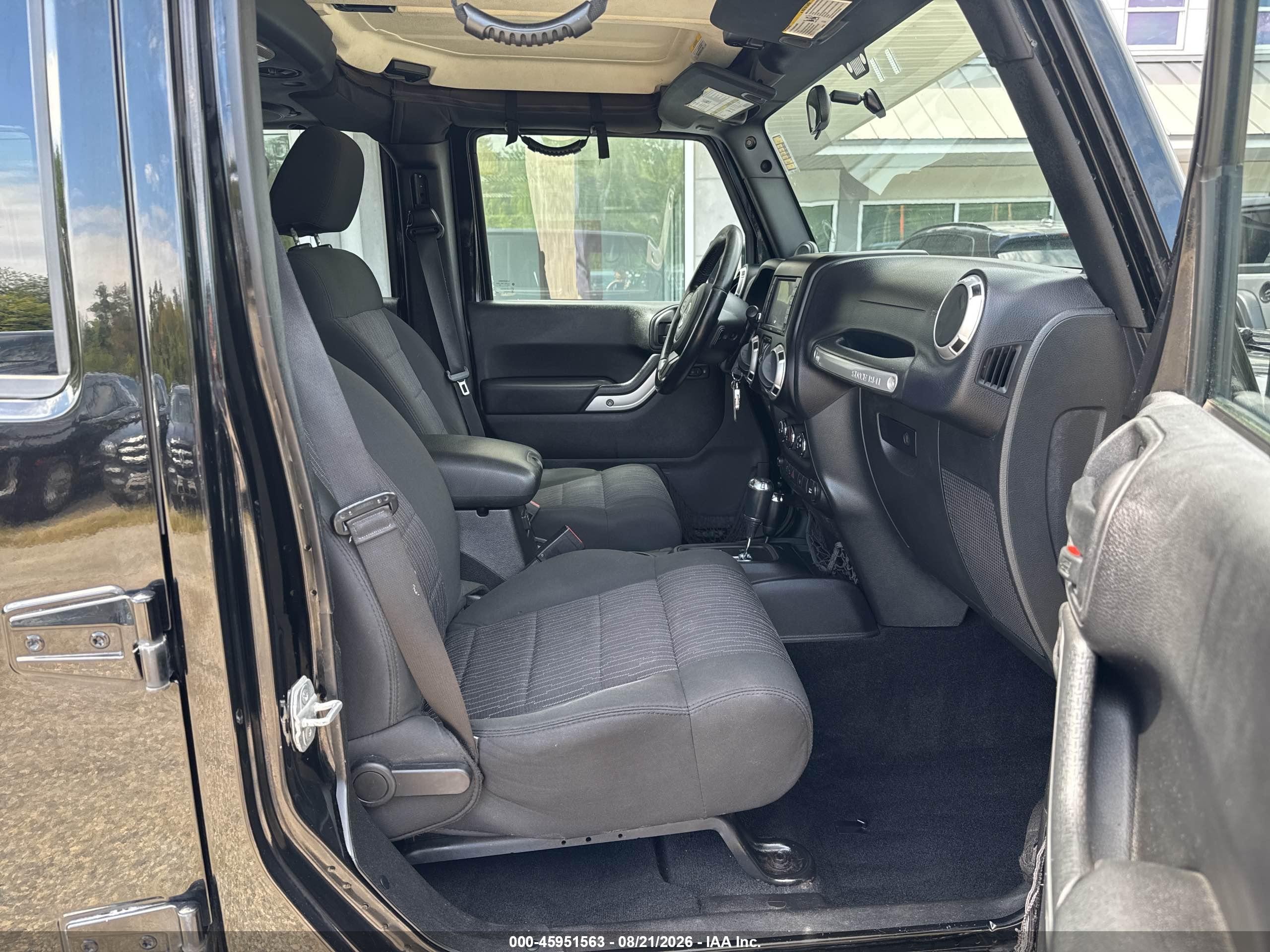 2012 Jeep Wrangler Unlimited Sahara Black vin: 1C4BJWEG7CL100646