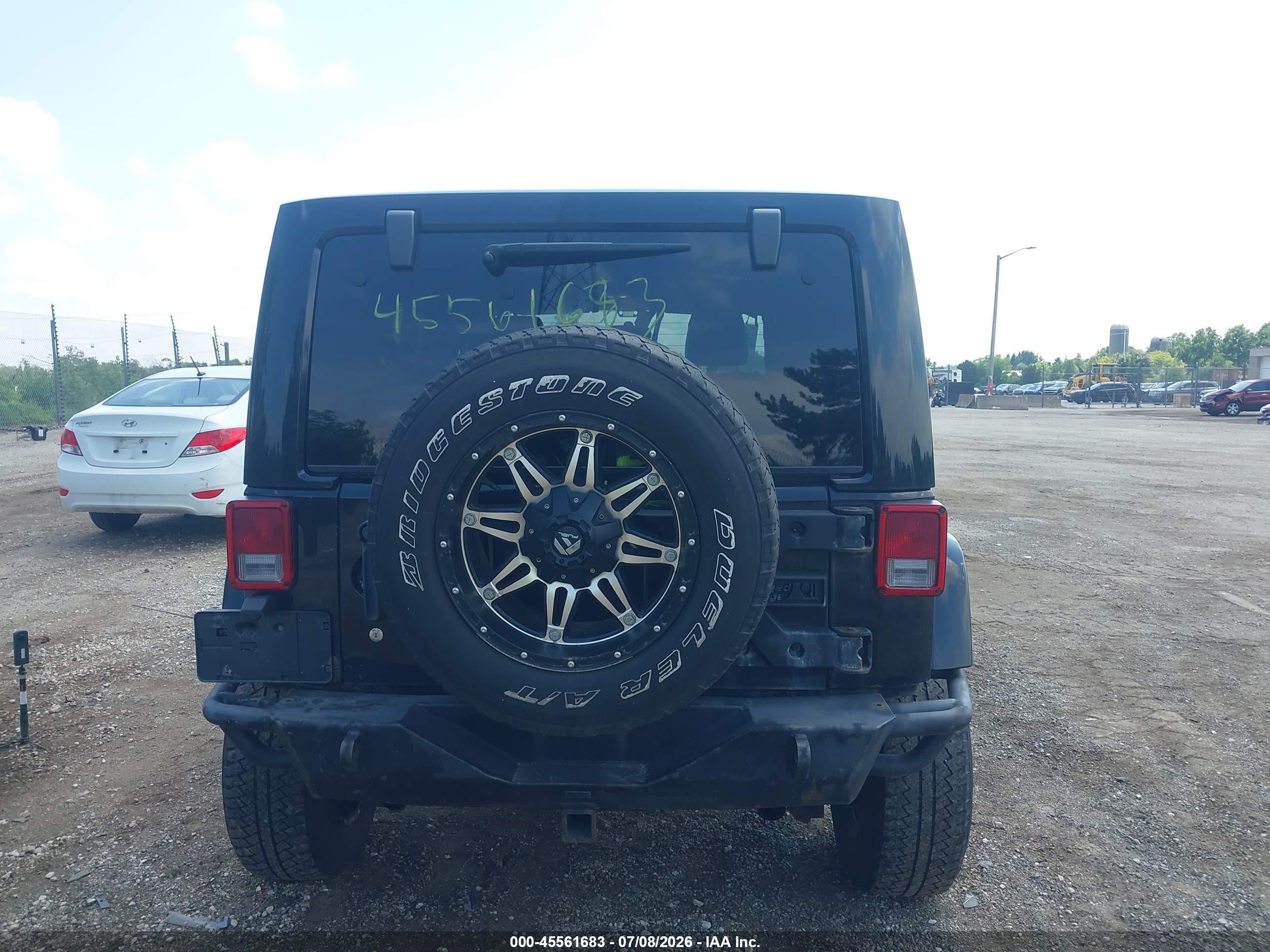 2012 Jeep Wrangler Unlimited Sahara Black vin: 1C4BJWEG7CL183219