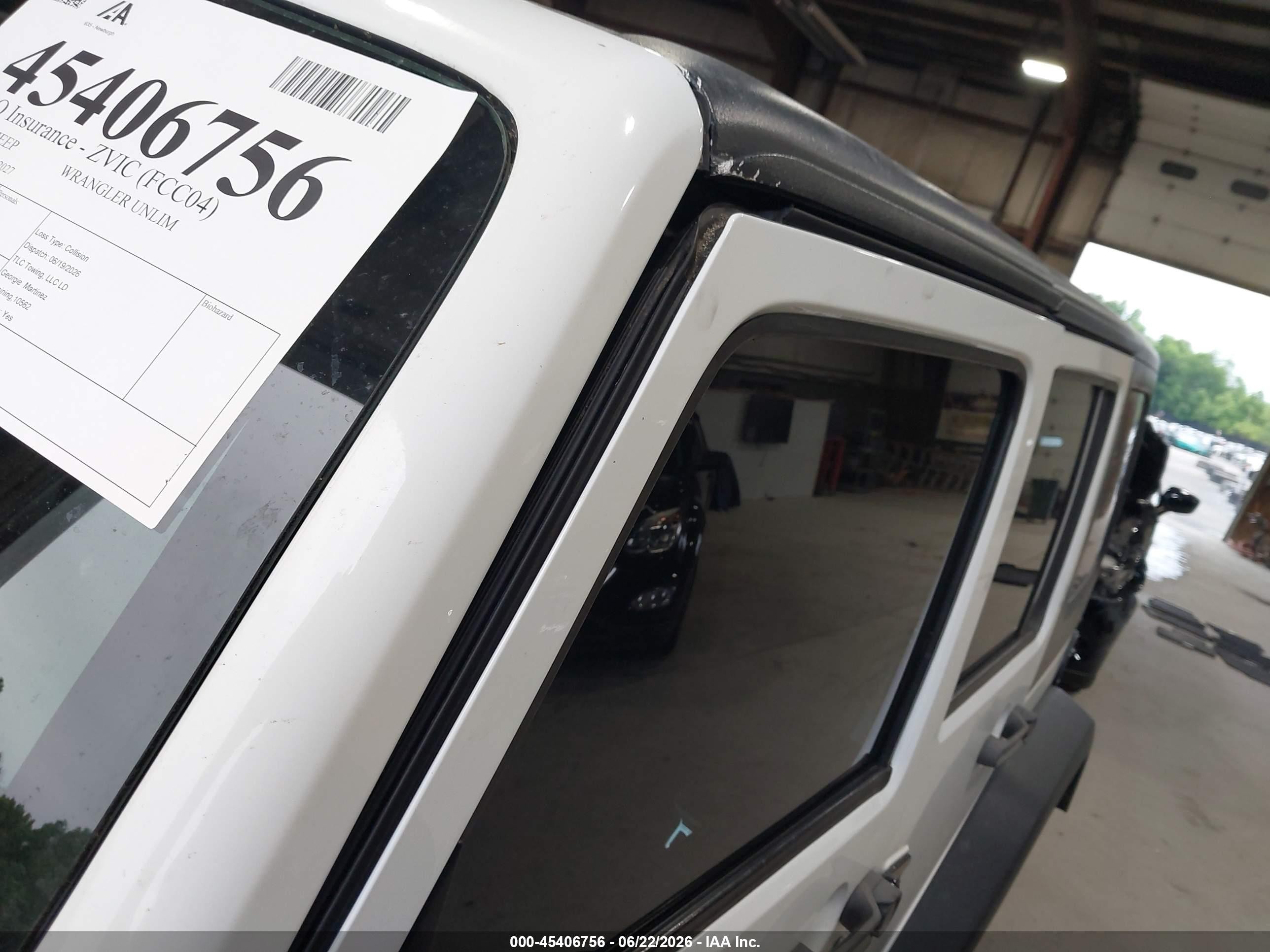 2012 Jeep Wrangler Unlimited Sahara White vin: 1C4BJWEG7CL202027