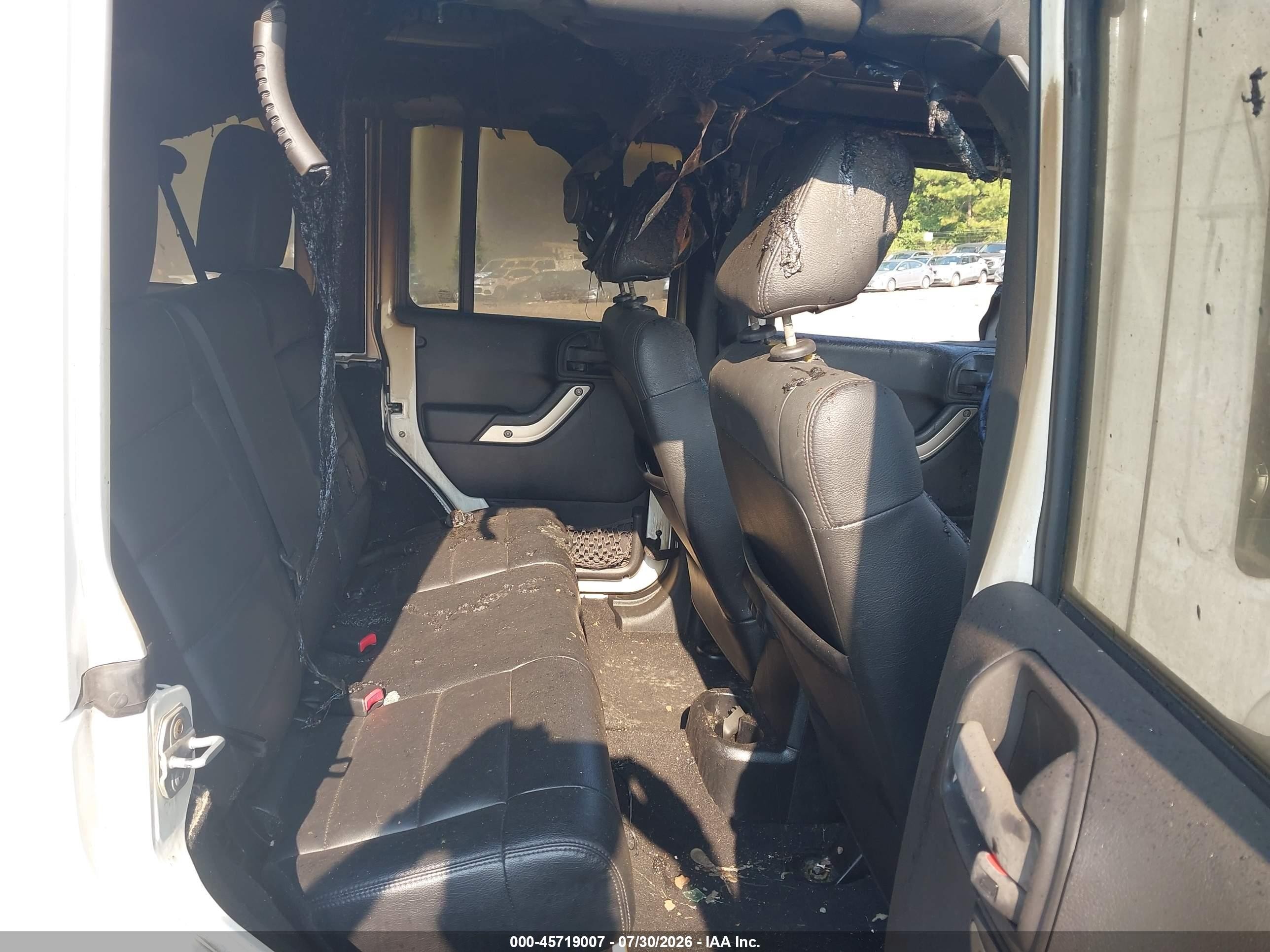 2012 Jeep Wrangler Unlimited Sahara Белый vin: 1C4BJWEG7CL209575