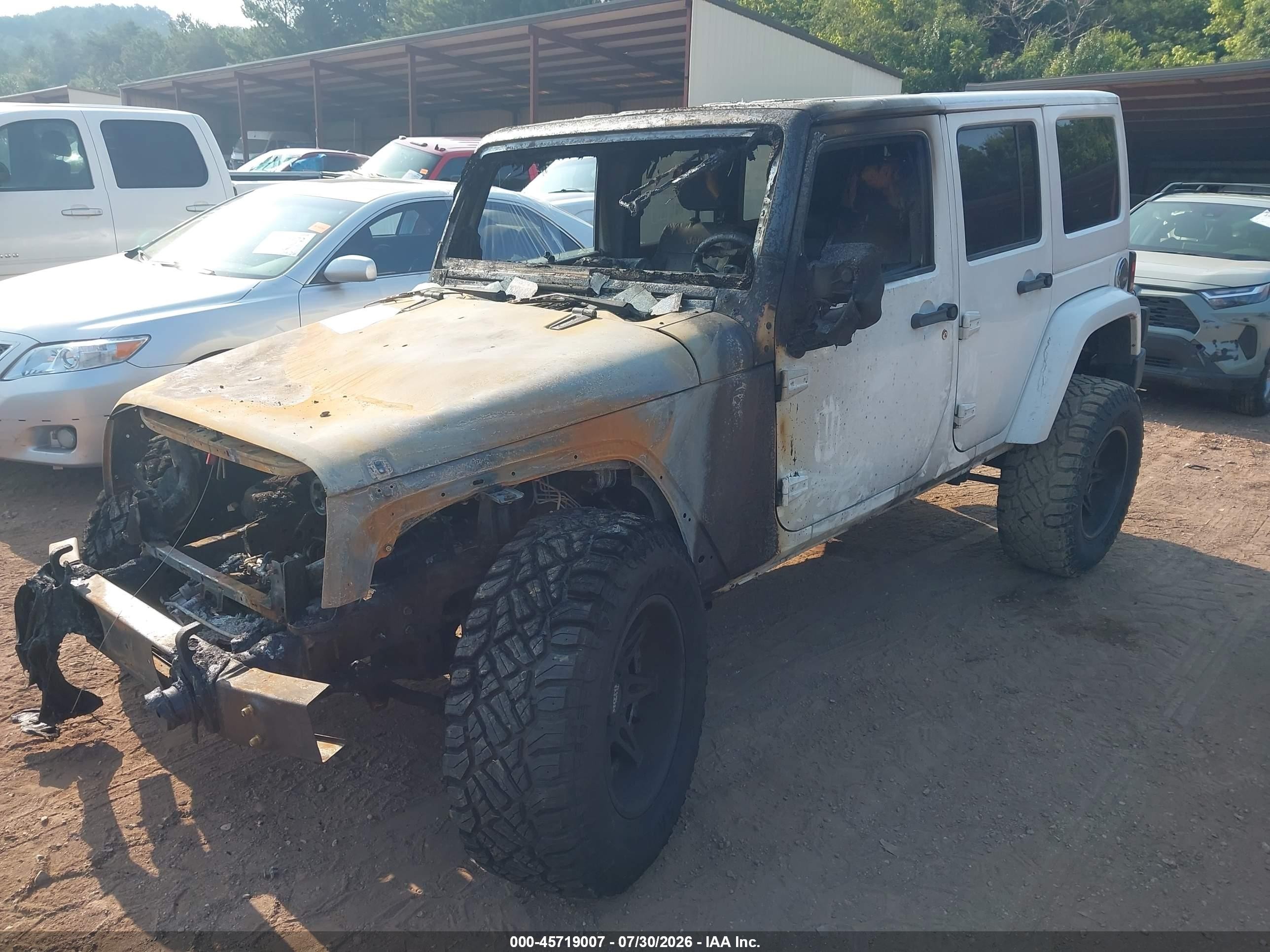 2012 Jeep Wrangler Unlimited Sahara Белый vin: 1C4BJWEG7CL209575
