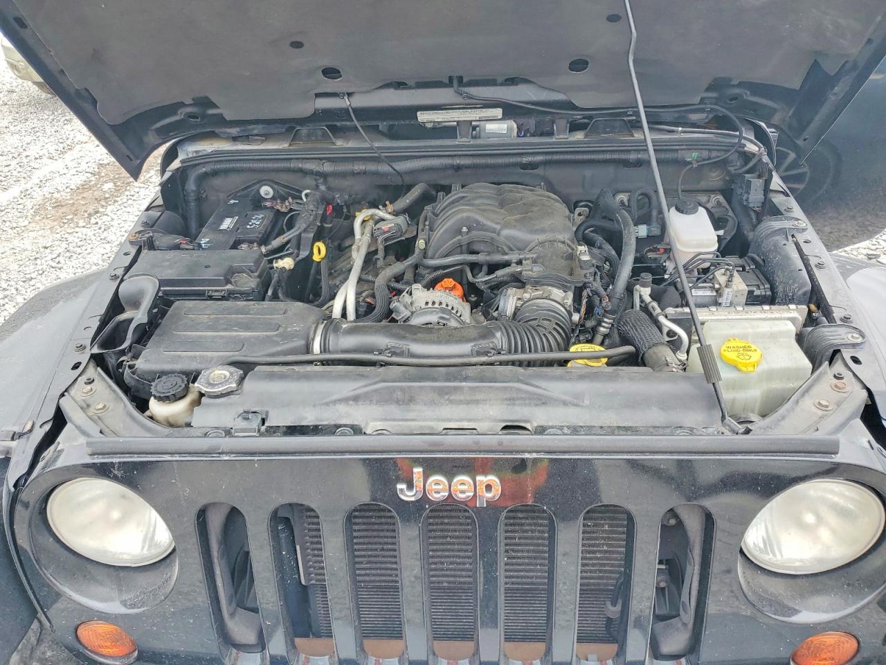 2012 Jeep Wrangler Unlimited Sahara Black vin: 1C4BJWEG7CL212170