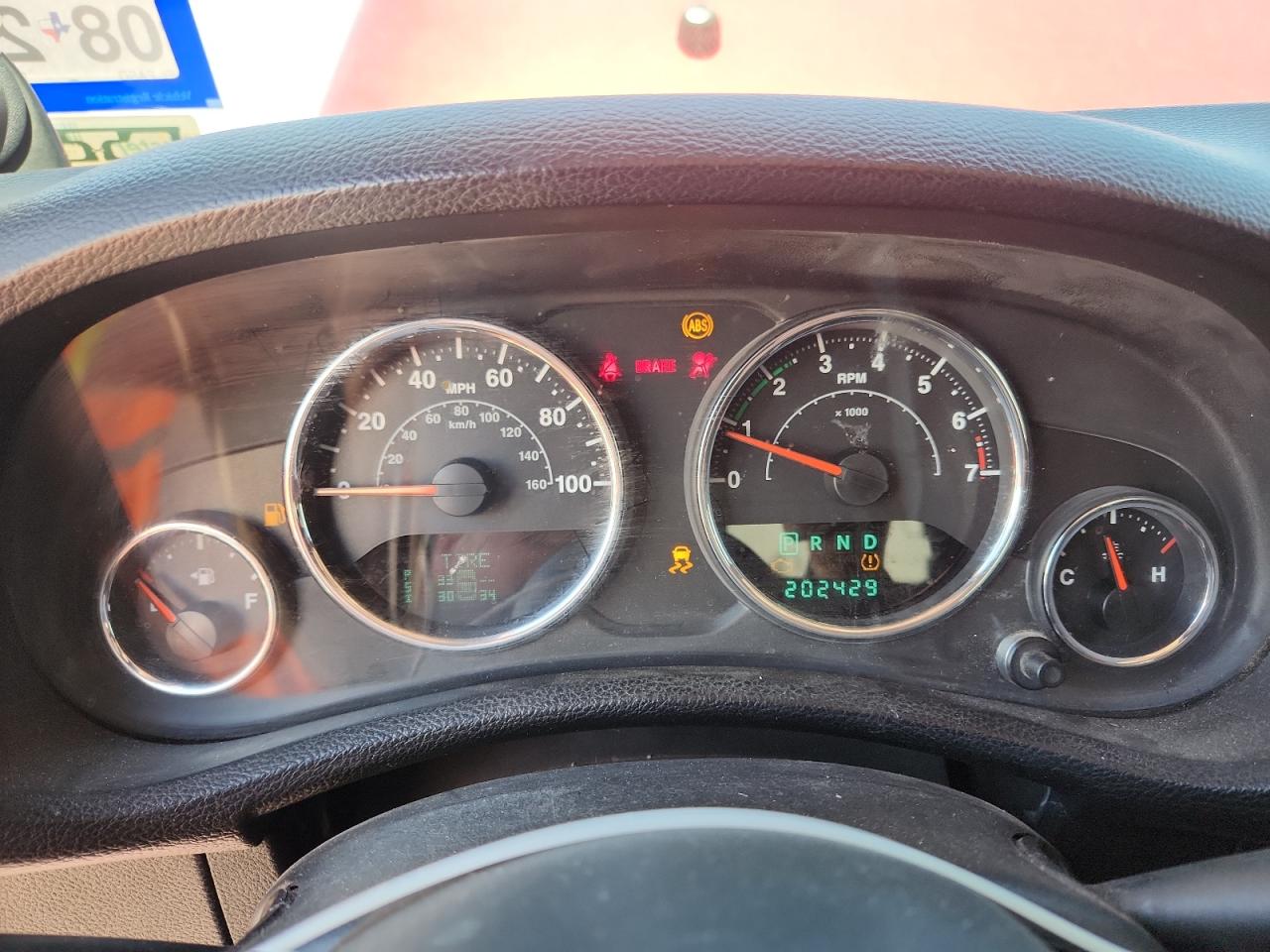 2013 Jeep Wrangler Unlimited Sahara Burgundy vin: 1C4BJWEG7DL503365 Damage: Warning Light - Air Bag, On, Unacceptable