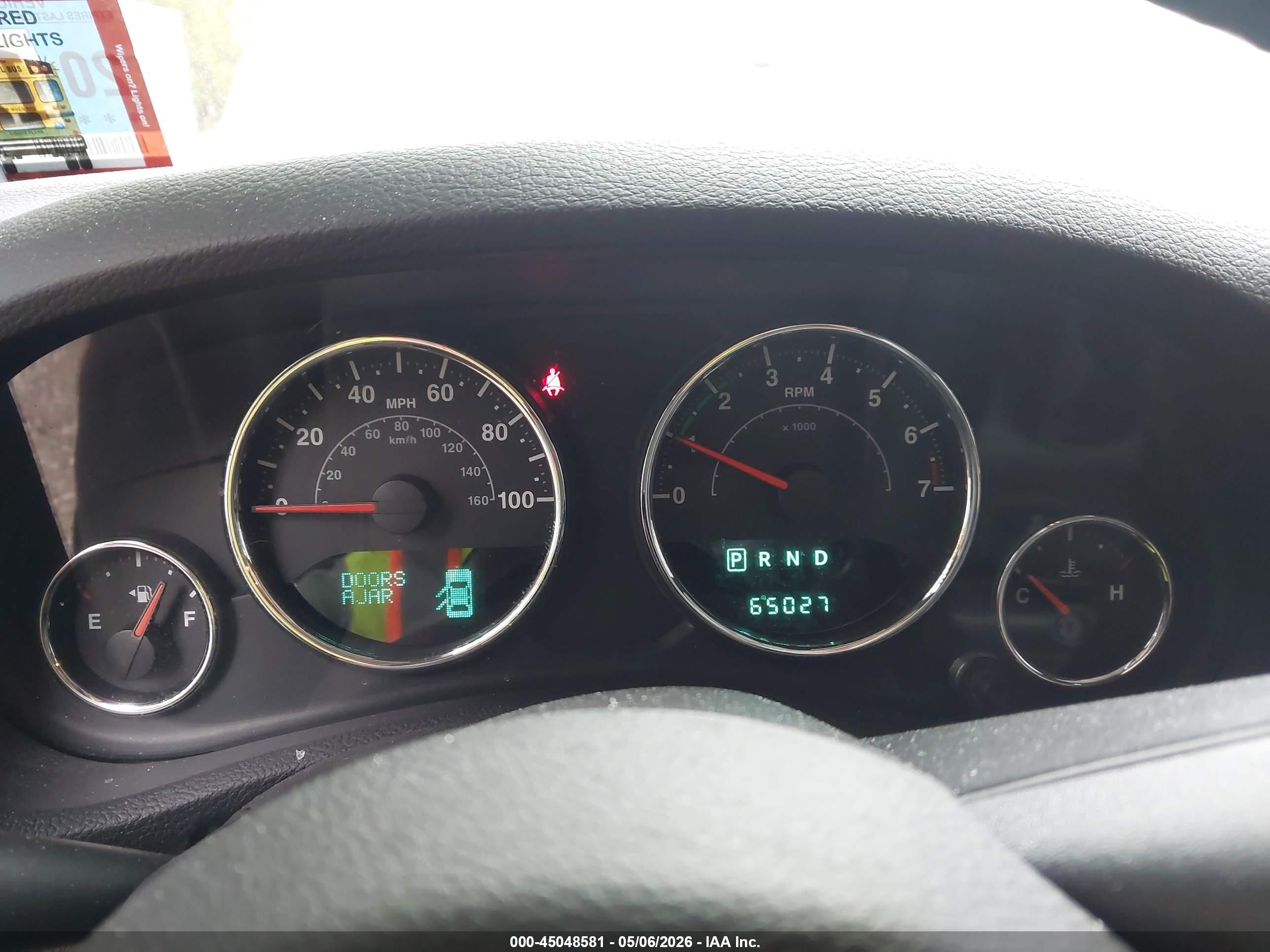 2013 Jeep Wrangler Unlimited Sahara Silver vin: 1C4BJWEG7DL567342