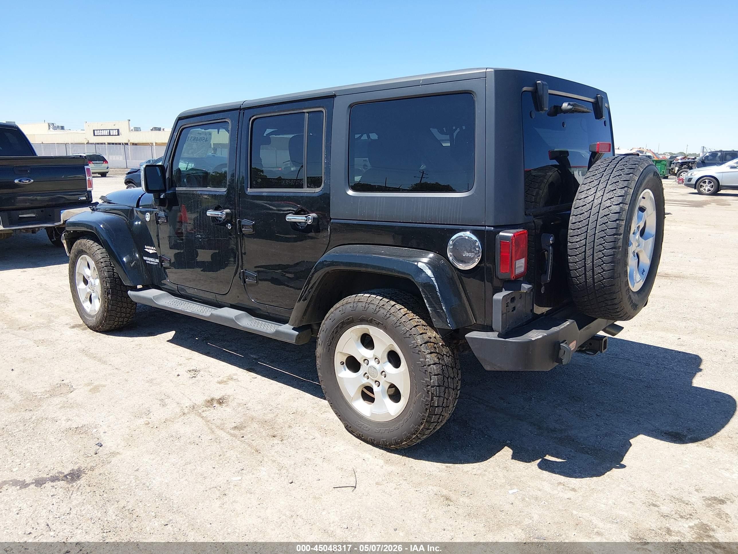 2013 Jeep Wrangler Unlimited Sahara Black vin: 1C4BJWEG7DL591124