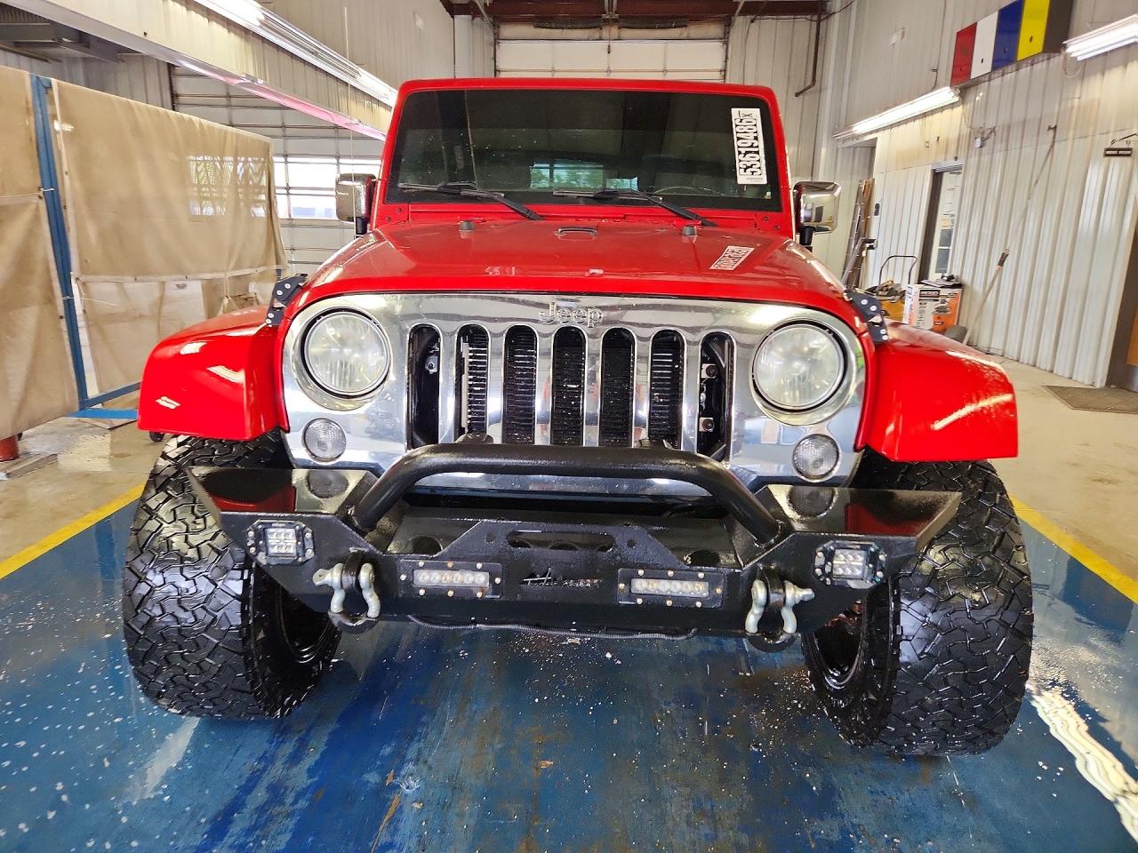 2014 Jeep Wrangler Unlimited Sahara Red vin: 1C4BJWEG7EL109690