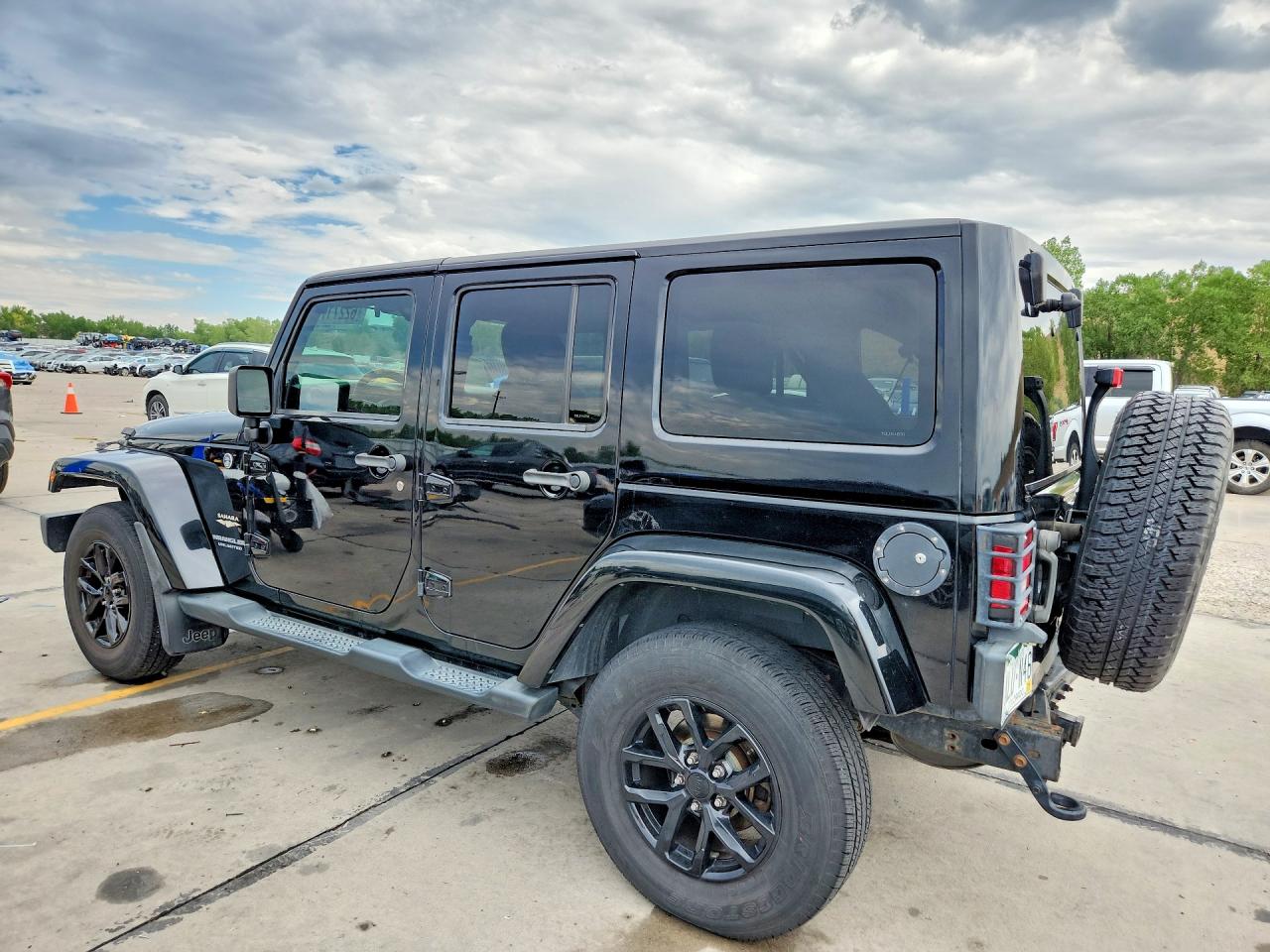 2014 Jeep Wrangler Unlimited Sahara Black vin: 1C4BJWEG7EL185717