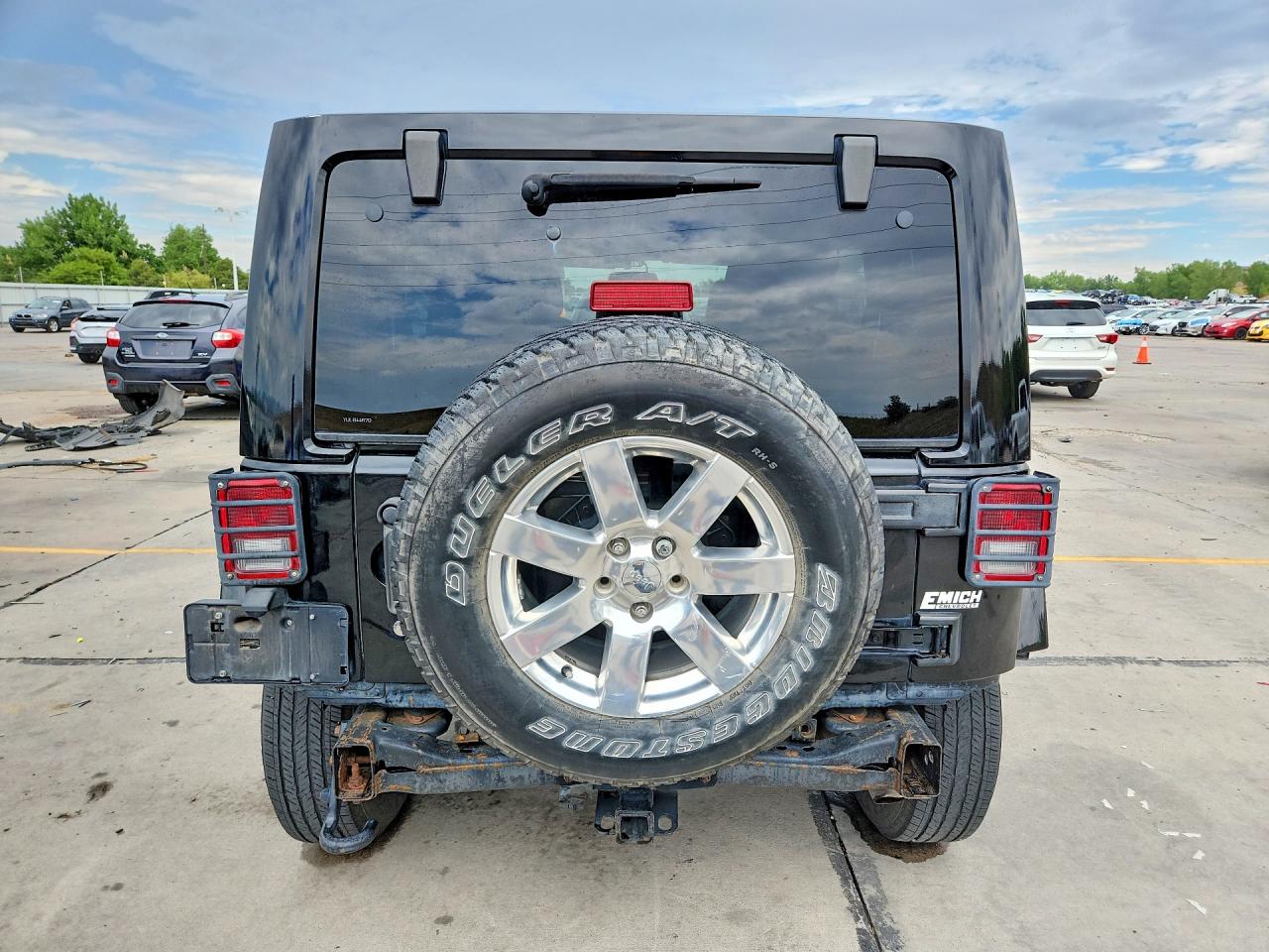 2014 Jeep Wrangler Unlimited Sahara Black vin: 1C4BJWEG7EL185717