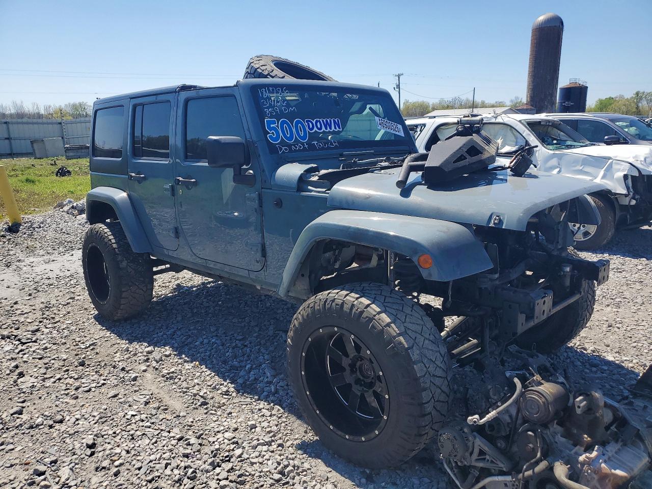 2014 Jeep Wrangler Unlimited Sahara Gray vin: 1C4BJWEG7EL195843