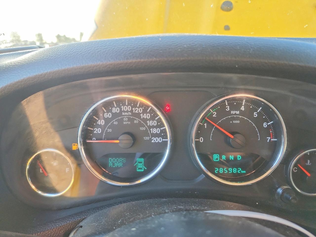 2015 Jeep Wrangler Unlimited Sahara Yellow vin: 1C4BJWEG7FL615540