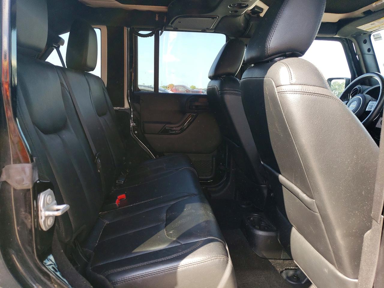 2015 Jeep Wrangler Unlimited Sahara Black vin: 1C4BJWEG7FL765762
