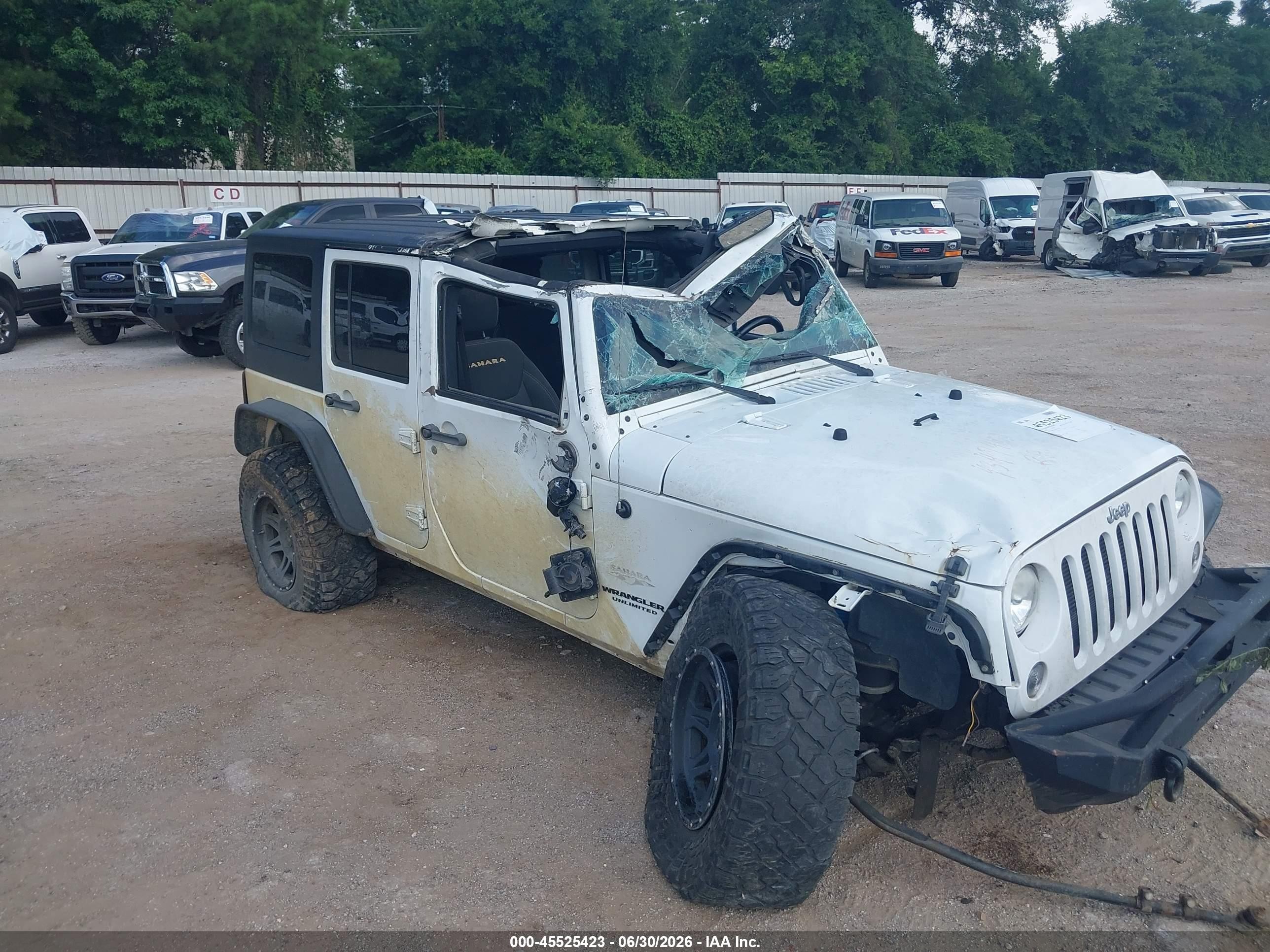 2015 Jeep Wrangler Unlimited Sahara Белый vin: 1C4BJWEG7FL774610