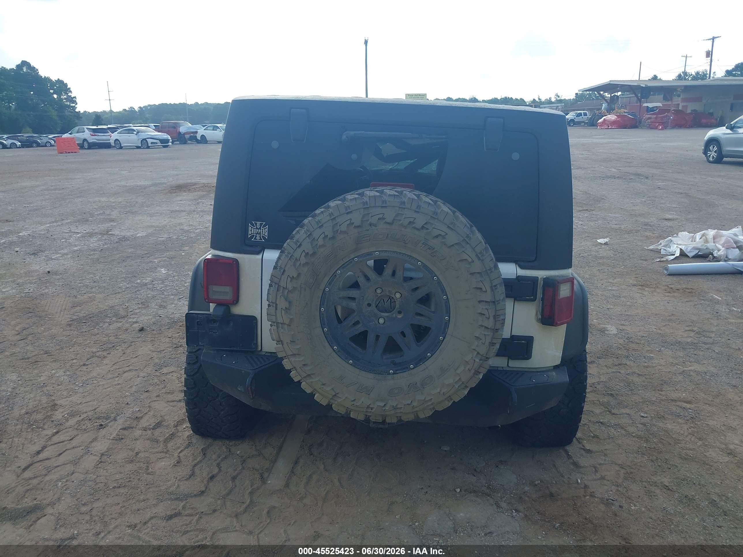 2015 Jeep Wrangler Unlimited Sahara Белый vin: 1C4BJWEG7FL774610