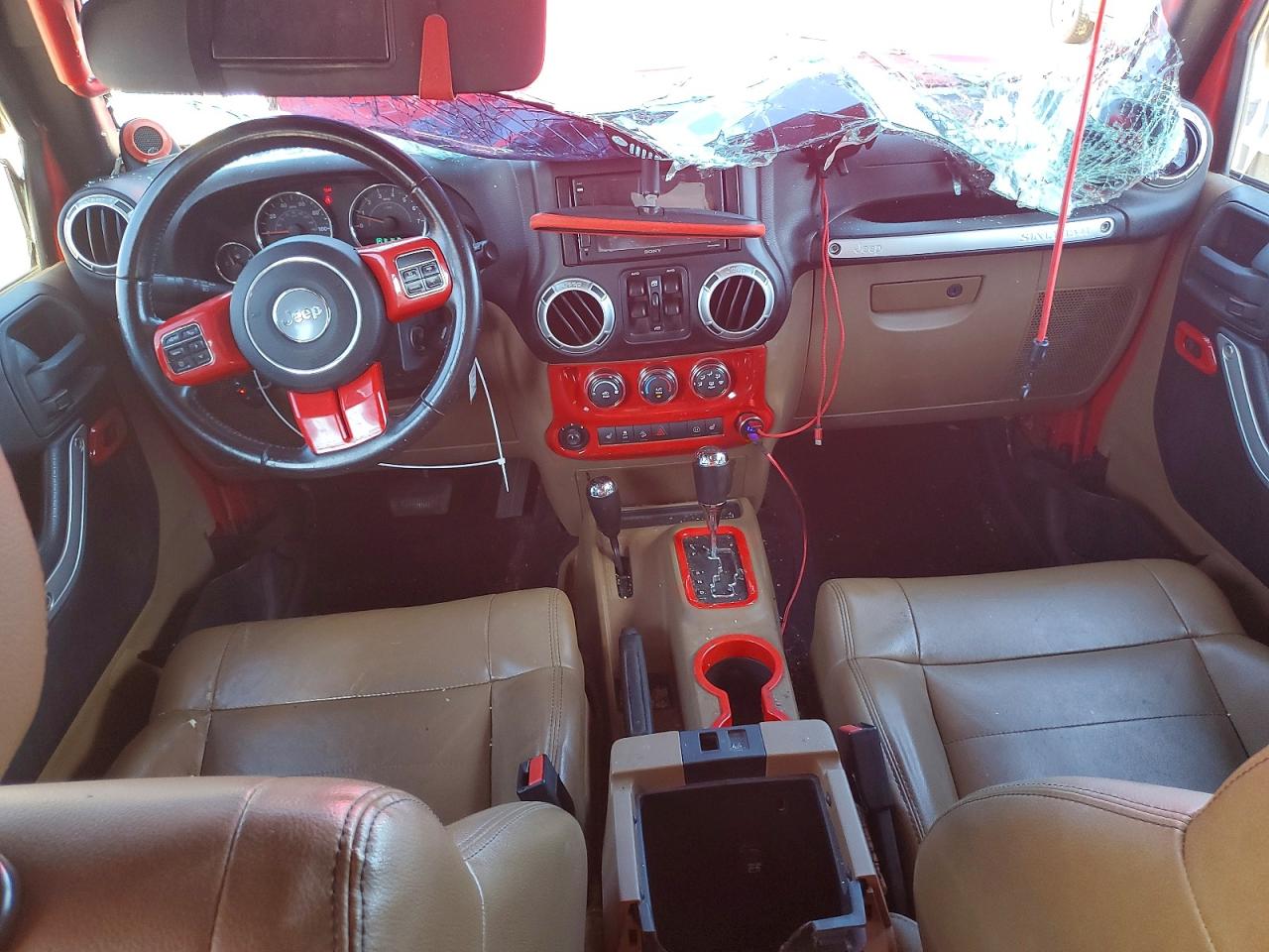 2012 Jeep Wrangler Unlimited Sahara Red vin: 1C4BJWEG8CL100154