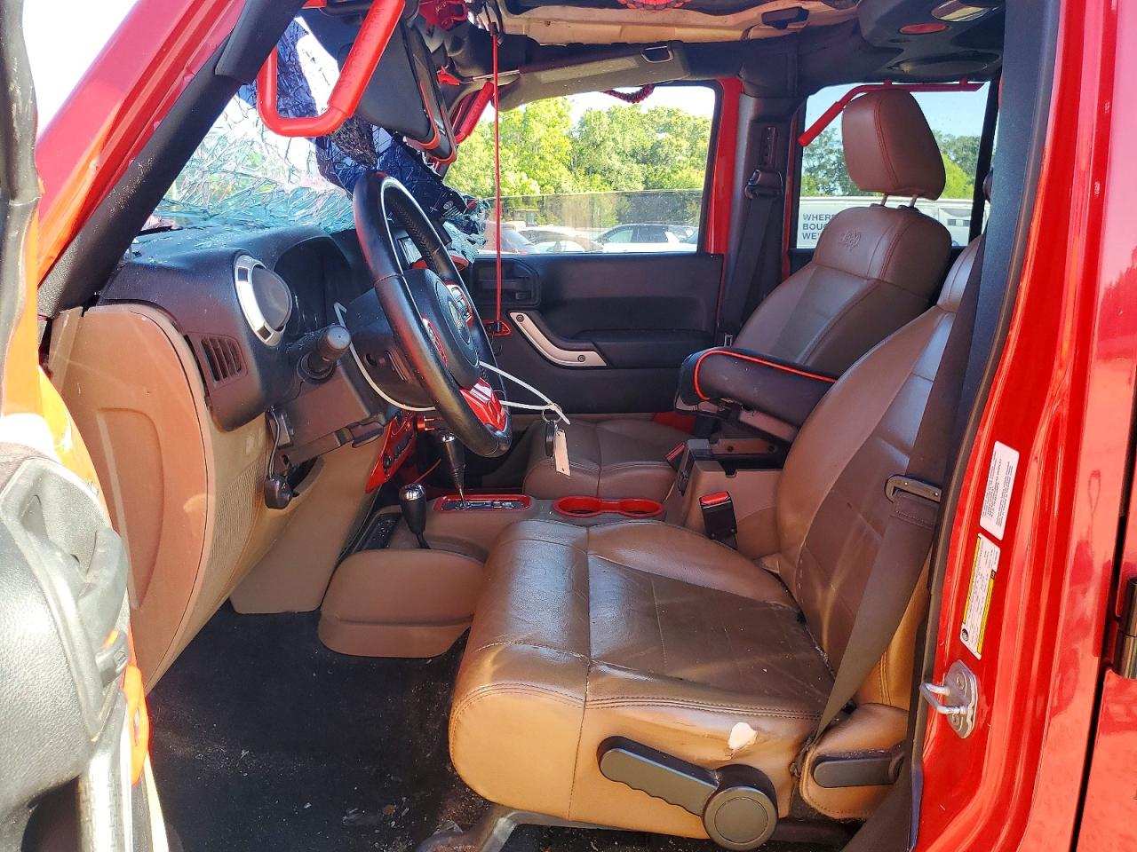 2012 Jeep Wrangler Unlimited Sahara Red vin: 1C4BJWEG8CL100154