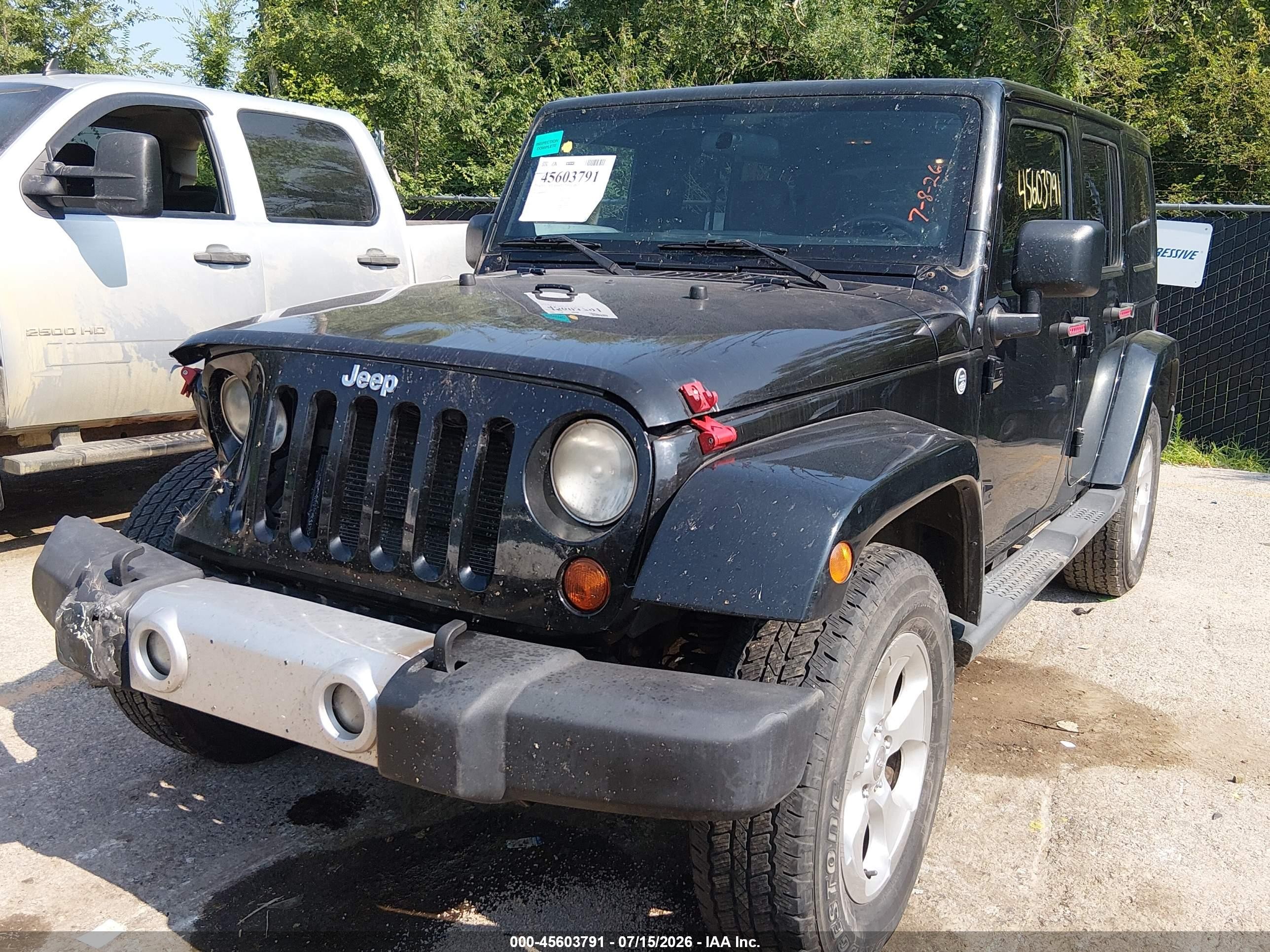 2012 Jeep Wrangler Unlimited Sahara Black vin: 1C4BJWEG8CL104012