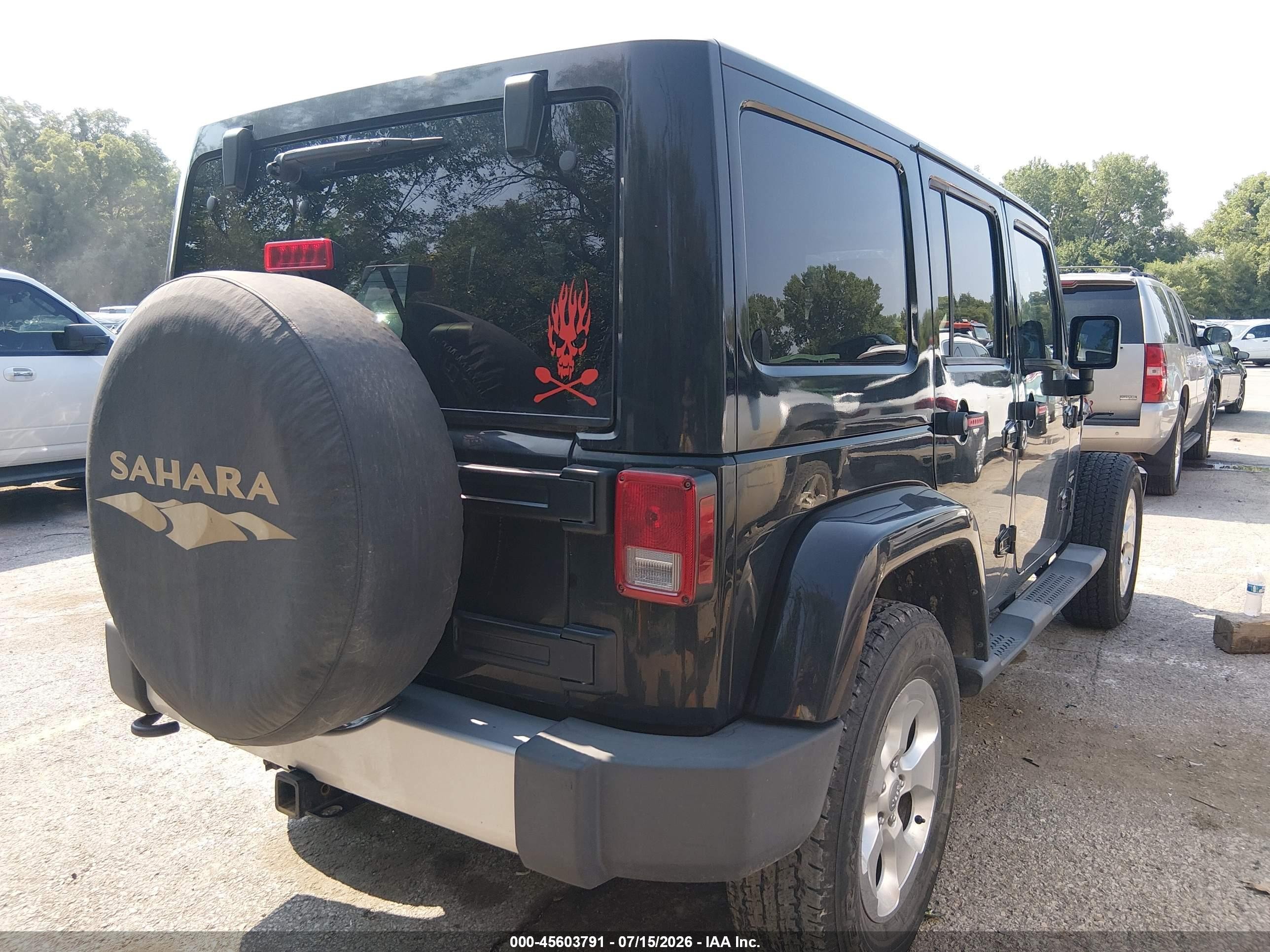 2012 Jeep Wrangler Unlimited Sahara Black vin: 1C4BJWEG8CL104012