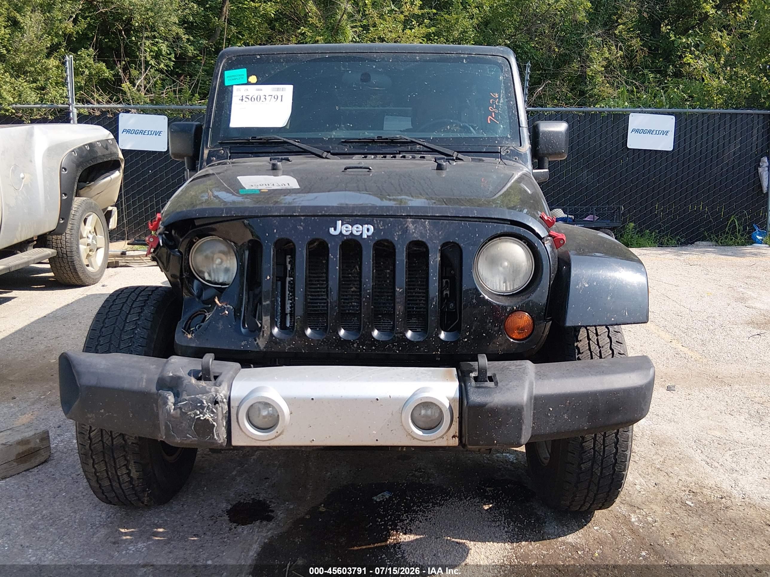 2012 Jeep Wrangler Unlimited Sahara Black vin: 1C4BJWEG8CL104012
