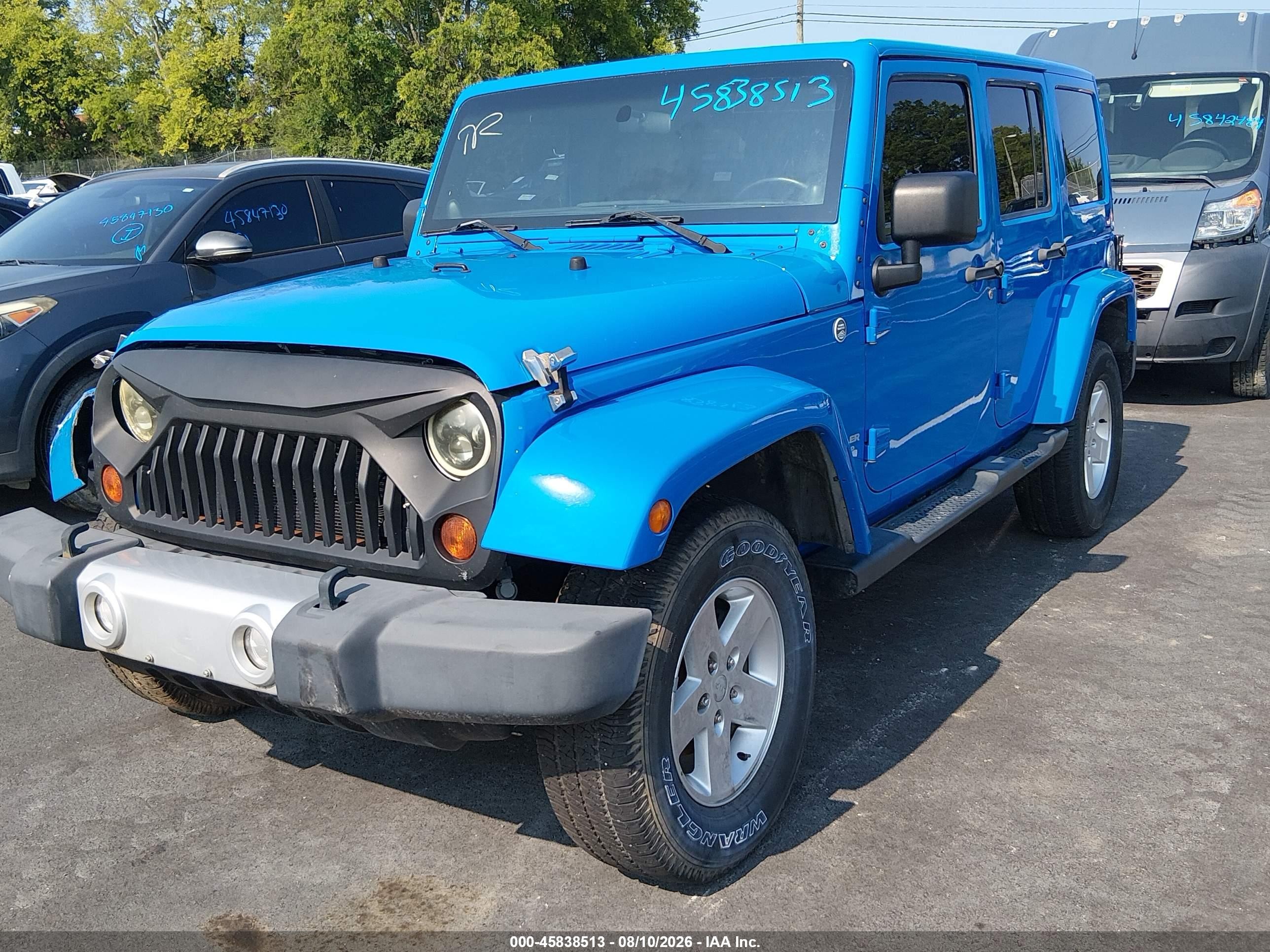 2012 Jeep Wrangler Unlimited Sahara Blue vin: 1C4BJWEG8CL131503