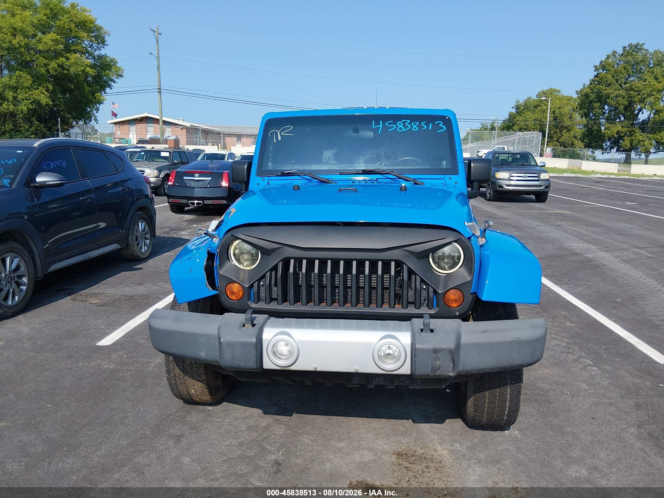 2012 Jeep Wrangler Unlimited Sahara Blue vin: 1C4BJWEG8CL131503