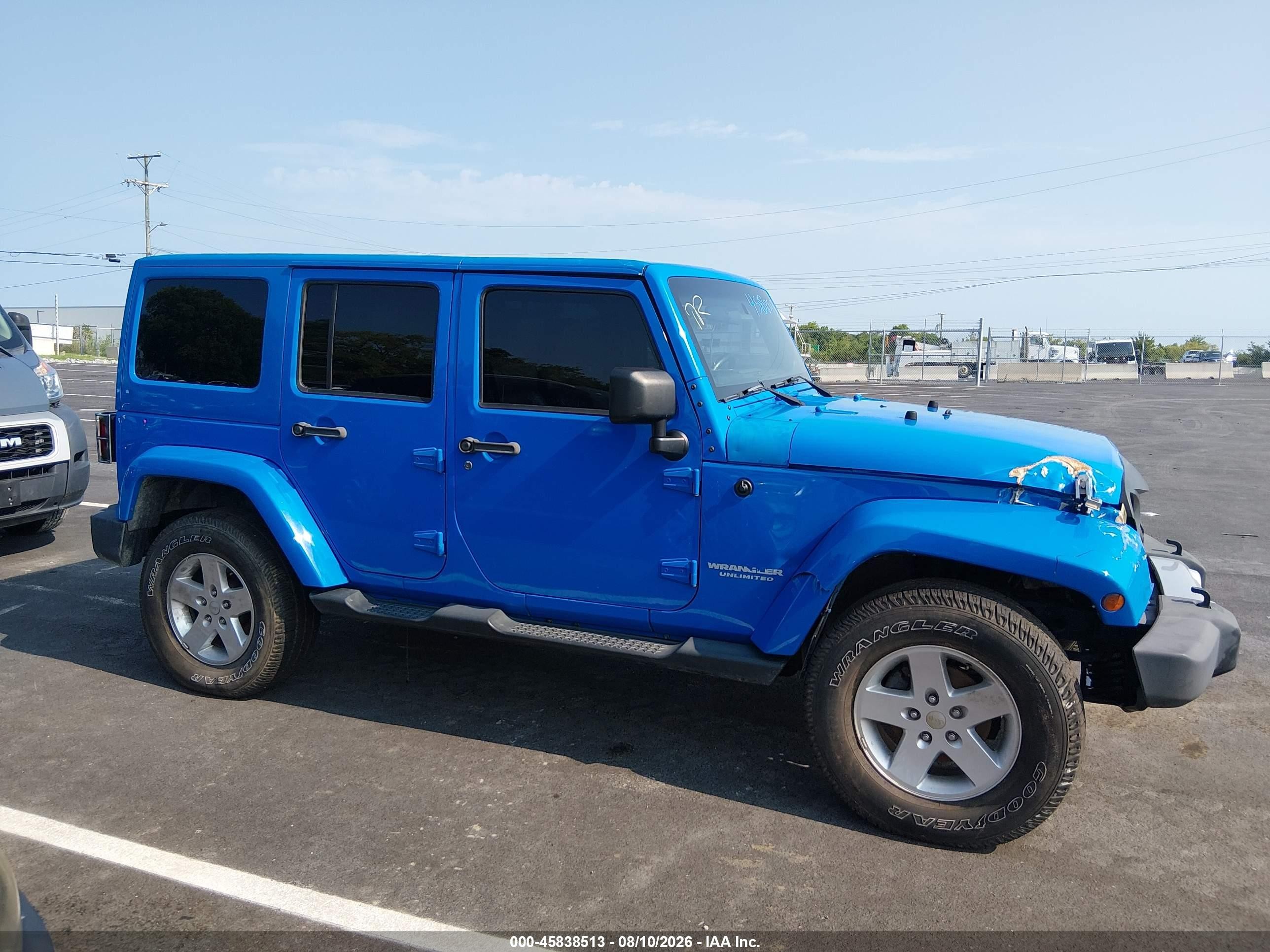 2012 Jeep Wrangler Unlimited Sahara Blue vin: 1C4BJWEG8CL131503