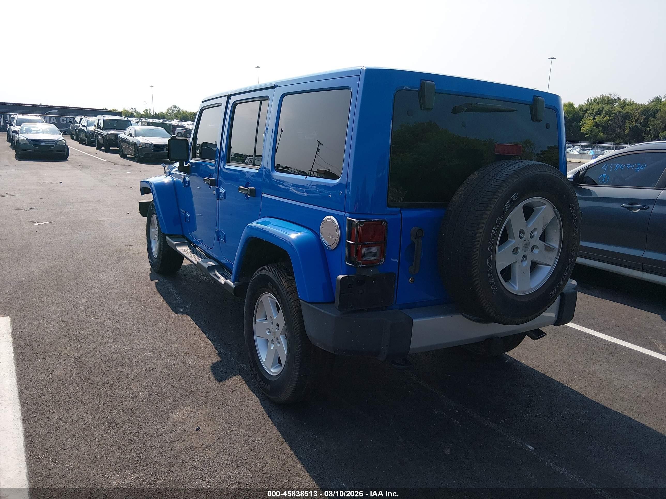 2012 Jeep Wrangler Unlimited Sahara Blue vin: 1C4BJWEG8CL131503