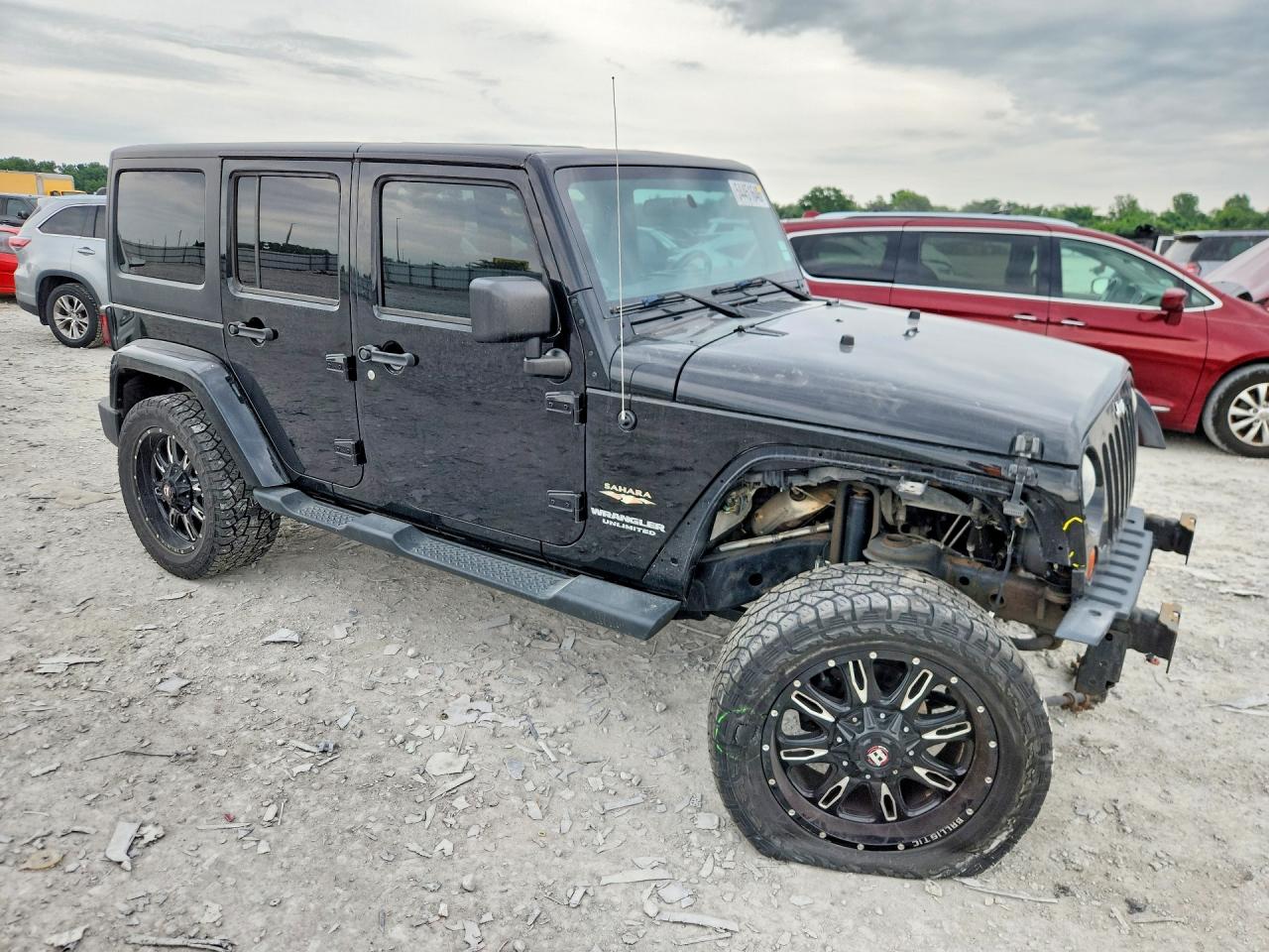 2012 Jeep Wrangler Unlimited Sahara Черный vin: 1C4BJWEG8CL184802