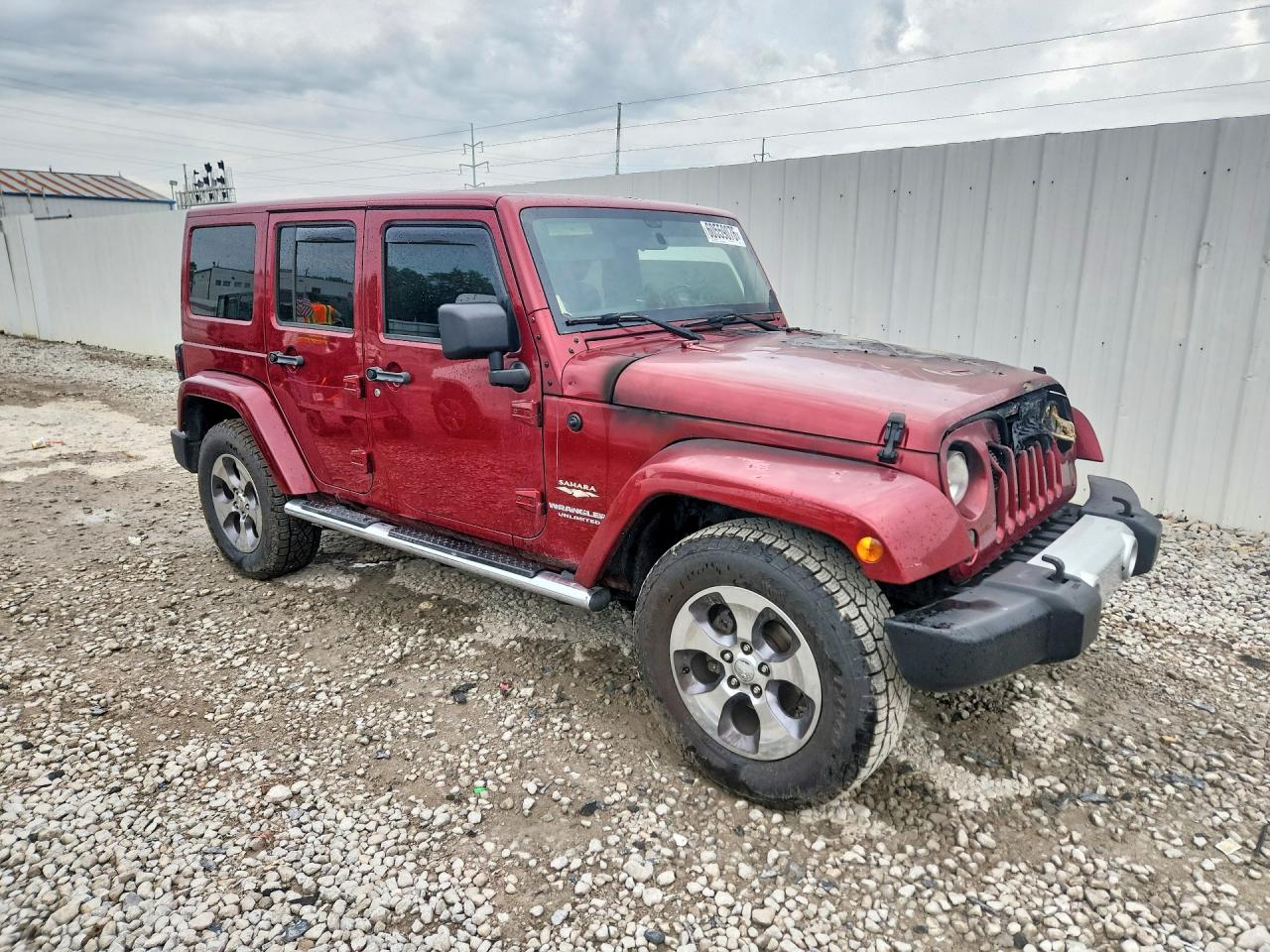 2012 Jeep Wrangler Unlimited Sahara Red vin: 1C4BJWEG8CL202019