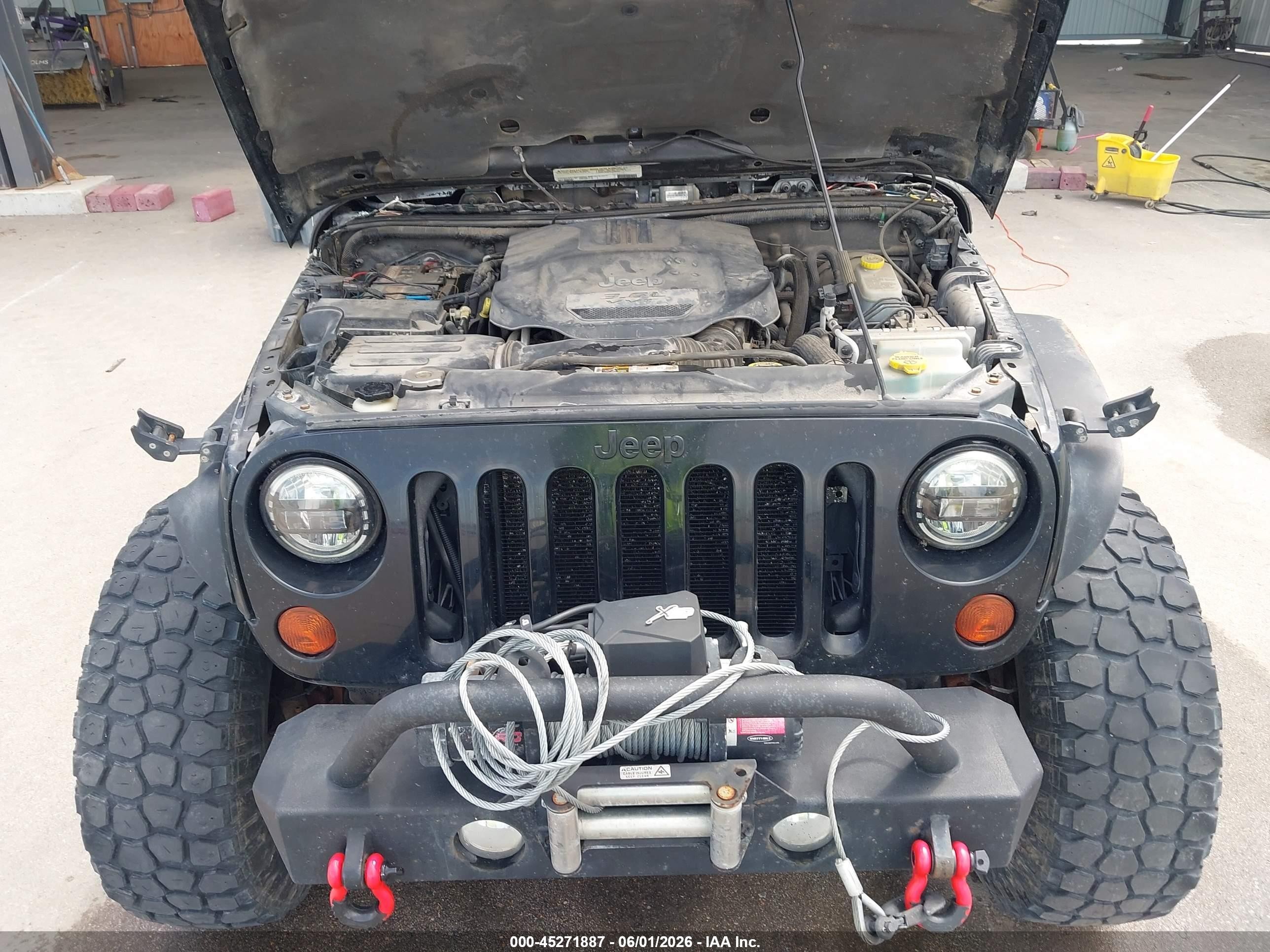 2012 Jeep Wrangler Unlimited Sahara Black vin: 1C4BJWEG8CL264746