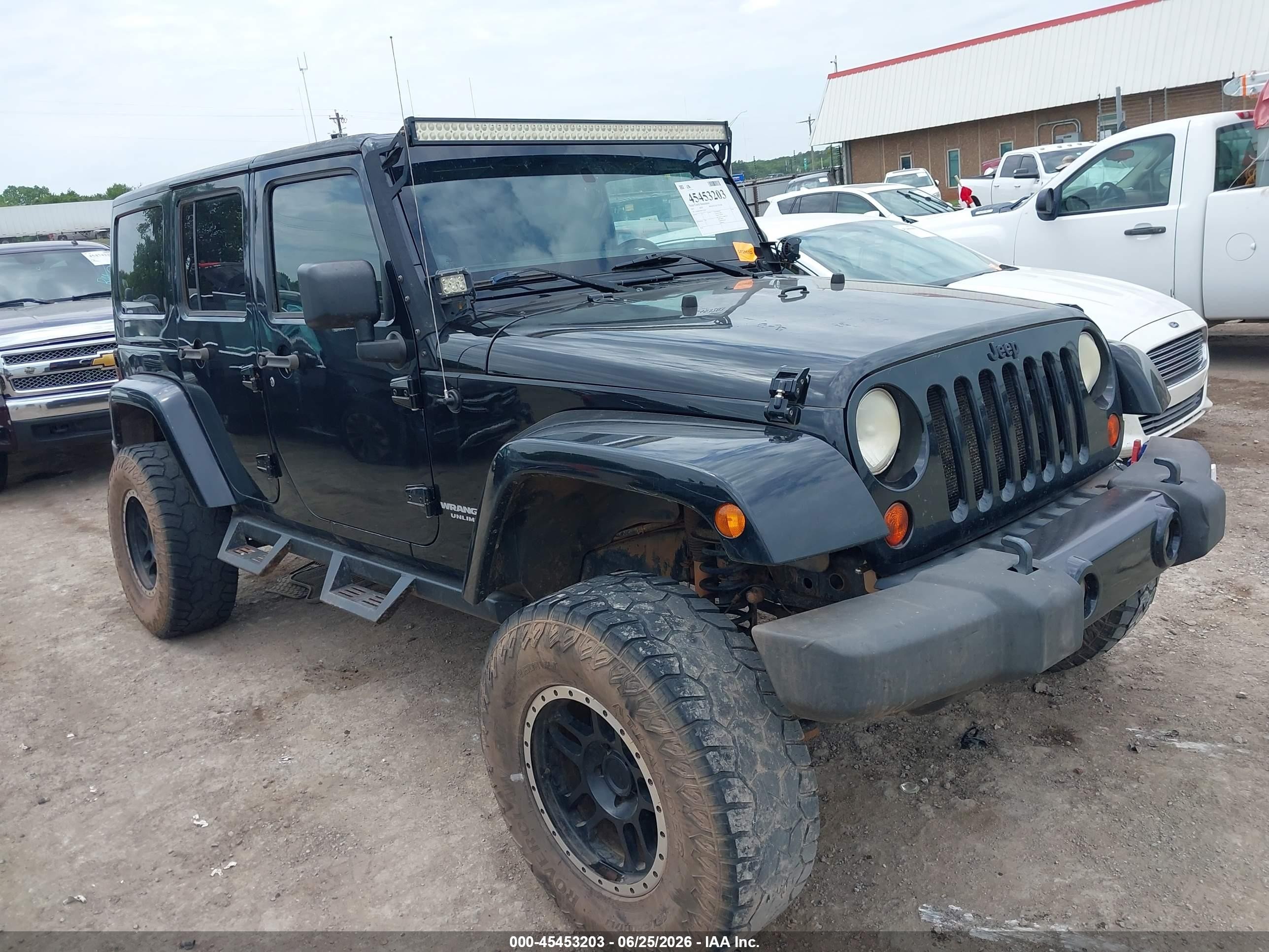 2012 Jeep Wrangler Unlimited Sahara Black vin: 1C4BJWEG8CL271387
