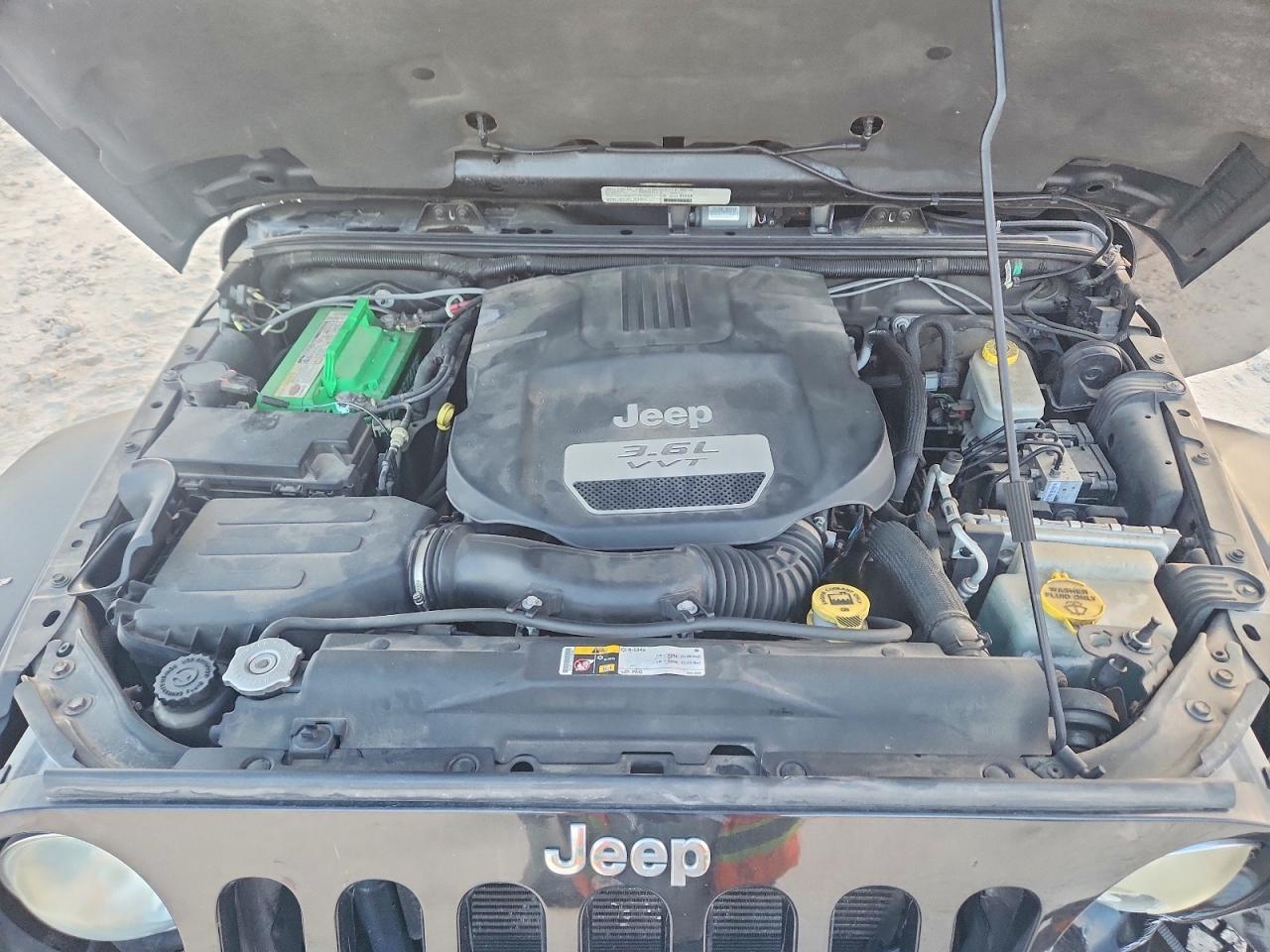 2013 Jeep Wrangler Unlimited Sahara Черный vin: 1C4BJWEG8DL512026