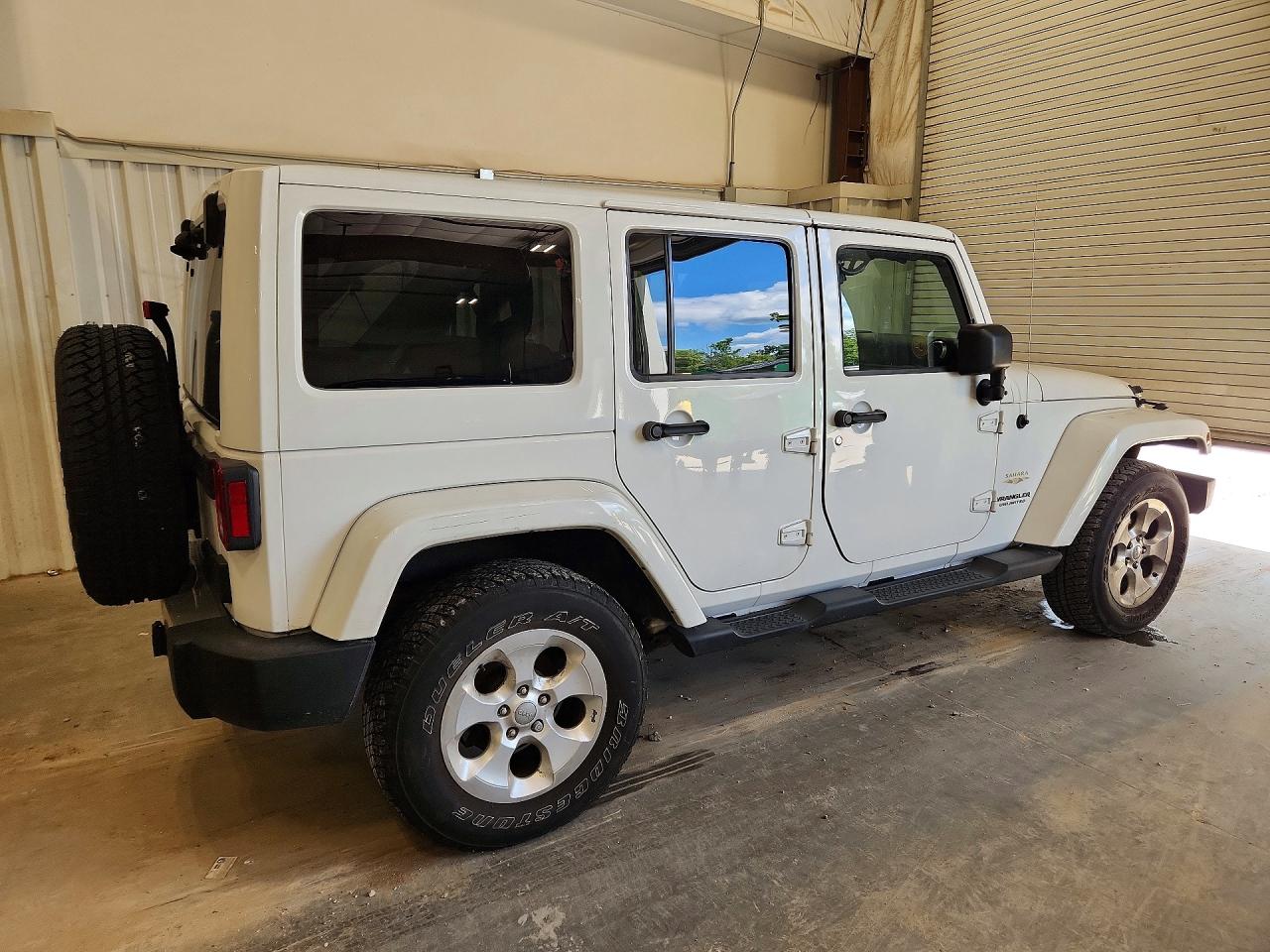 2013 Jeep Wrangler Unlimited Sahara Белый vin: 1C4BJWEG8DL545916