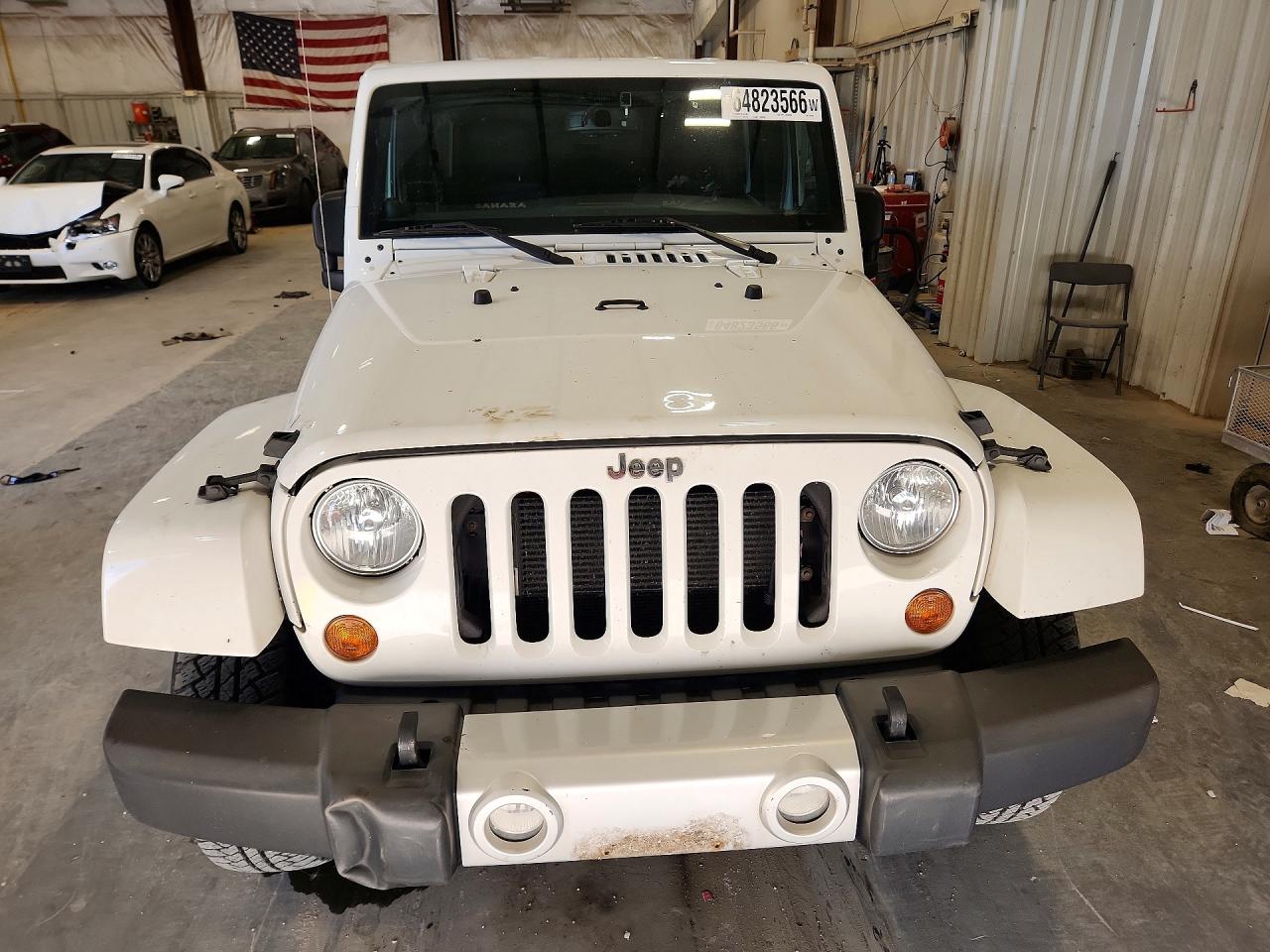 2013 Jeep Wrangler Unlimited Sahara Белый vin: 1C4BJWEG8DL545916