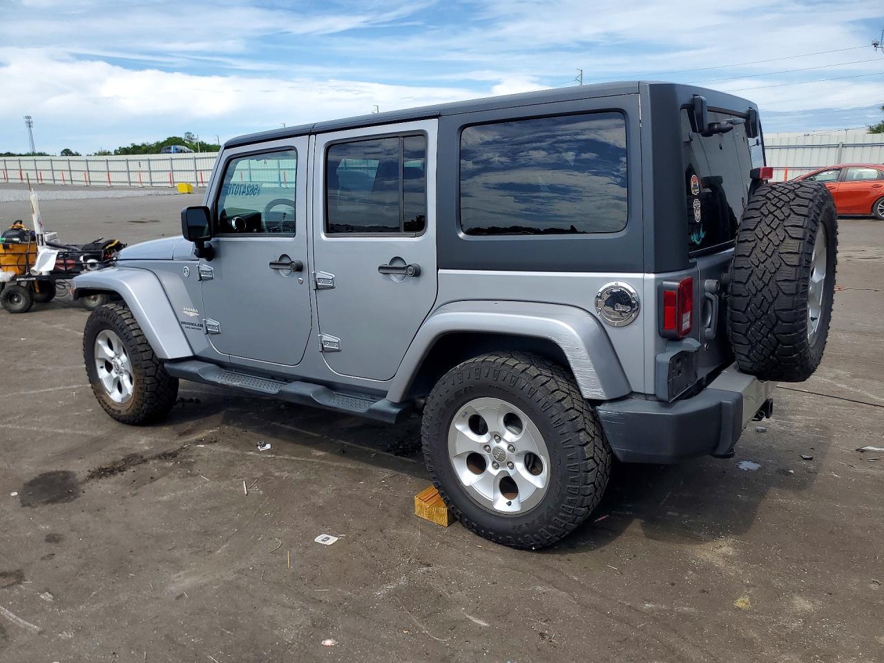 2014 Jeep Wrangler Unlimited Sahara Silver vin: 1C4BJWEG8EL110749