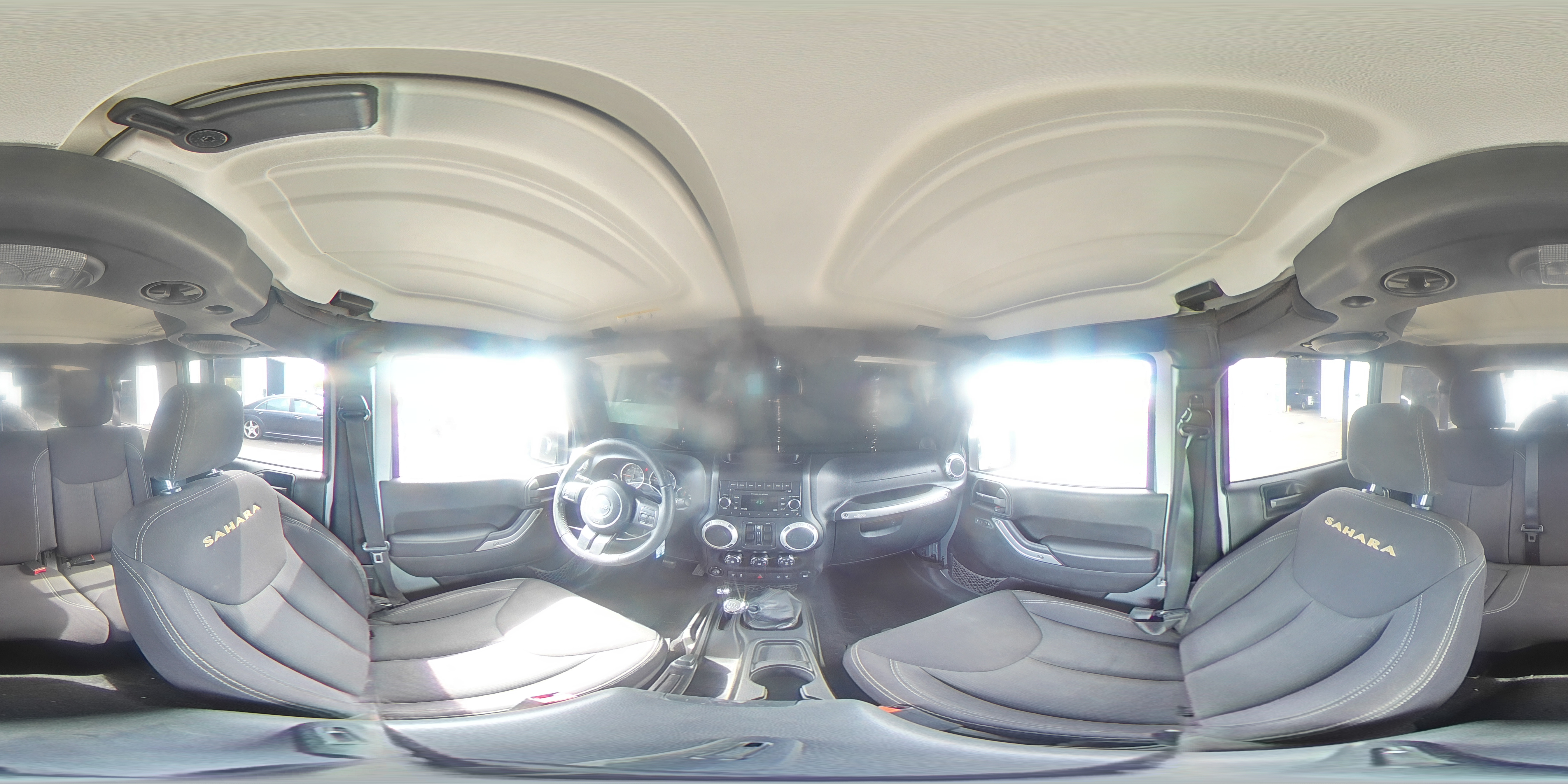 2014 Jeep Wrangler Unlimited Sahara Silver vin: 1C4BJWEG8EL110749