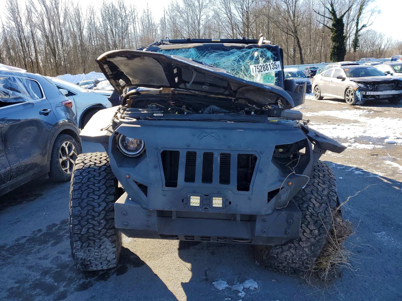2014 Jeep Wrangler Unlimited Sahara Black vin: 1C4BJWEG8EL141743