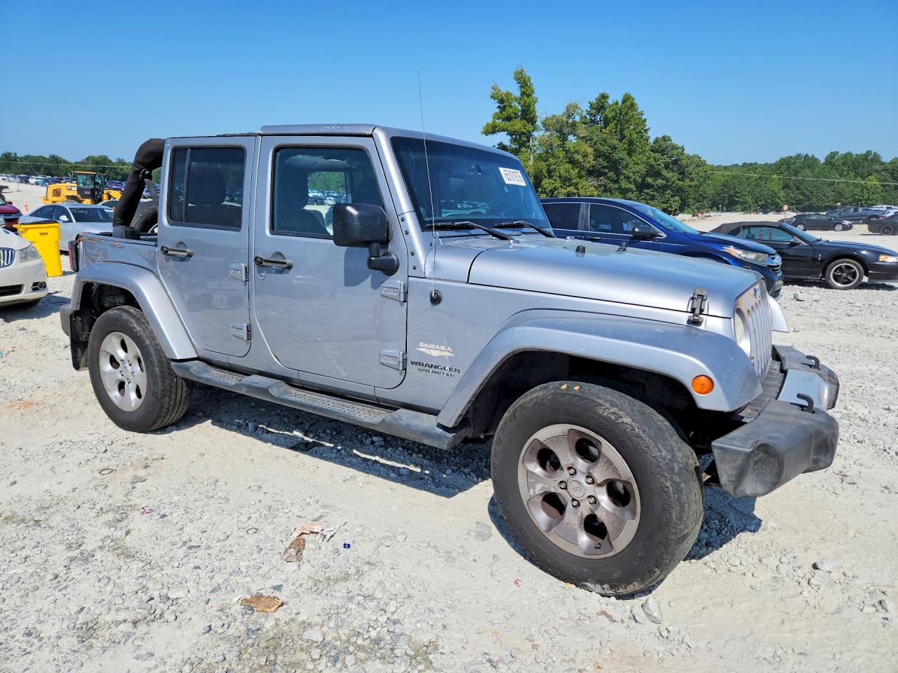 2014 Jeep Wrangler Unlimited Sahara Silver vin: 1C4BJWEG8EL220166